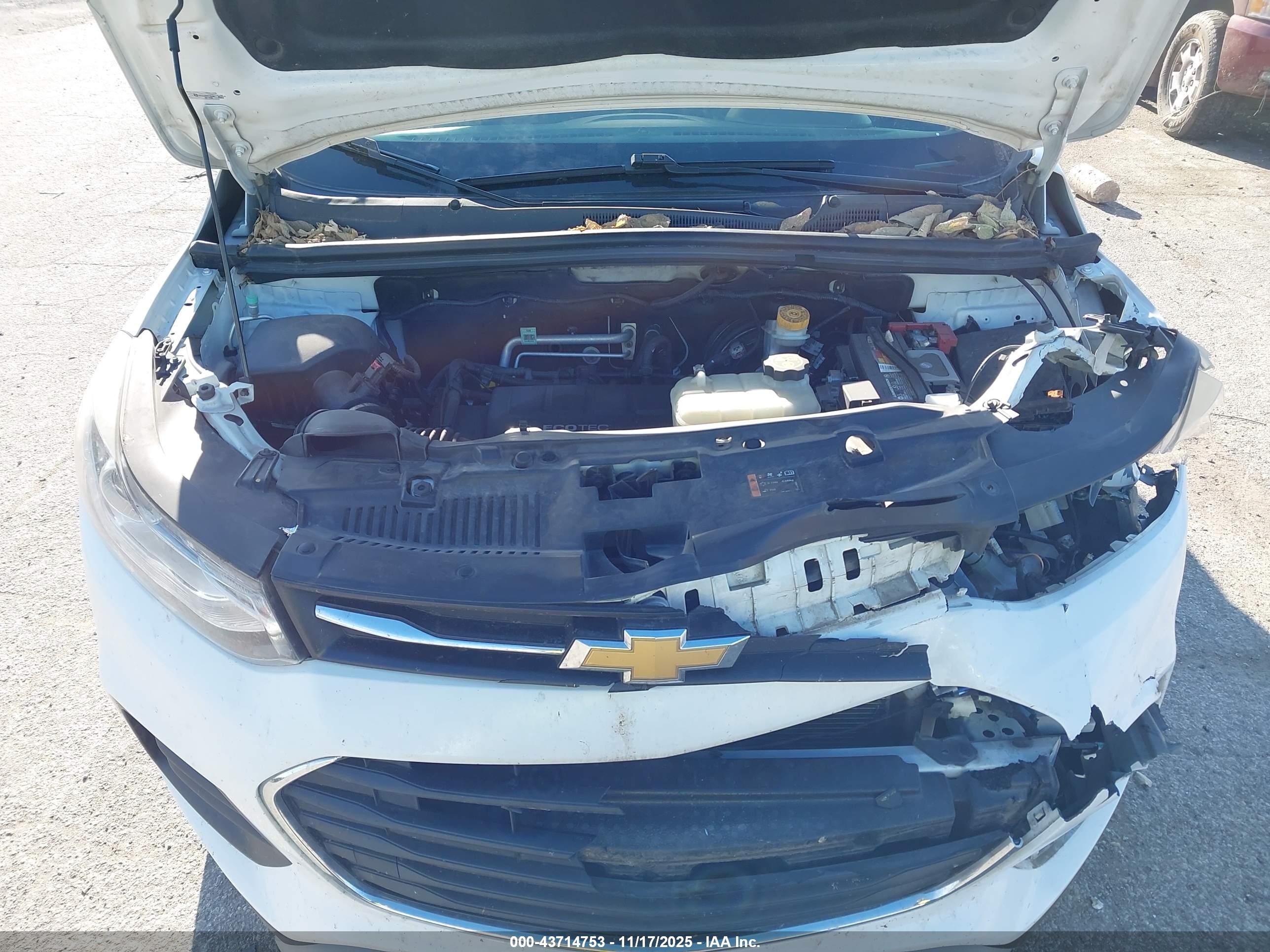 CHEVROLET TRAX image 10
