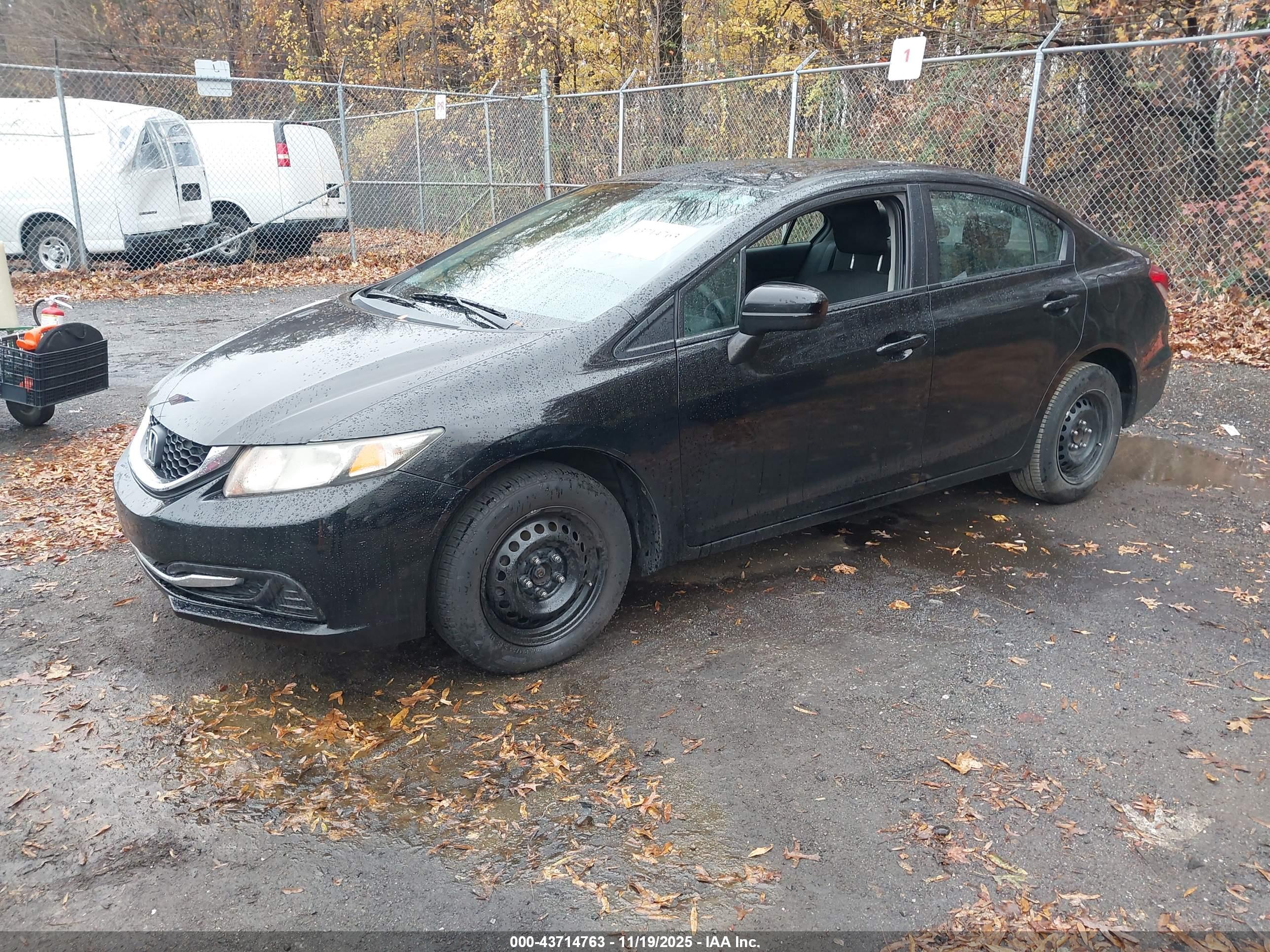 HONDA CIVIC image 2
