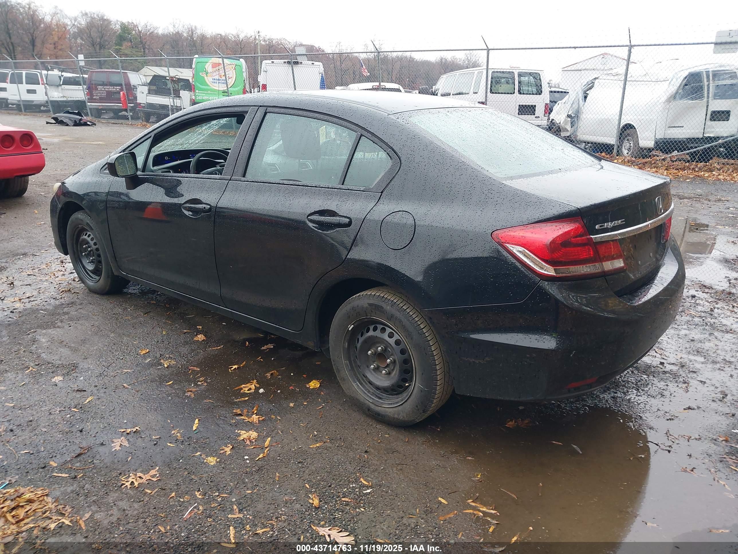 HONDA CIVIC image 3