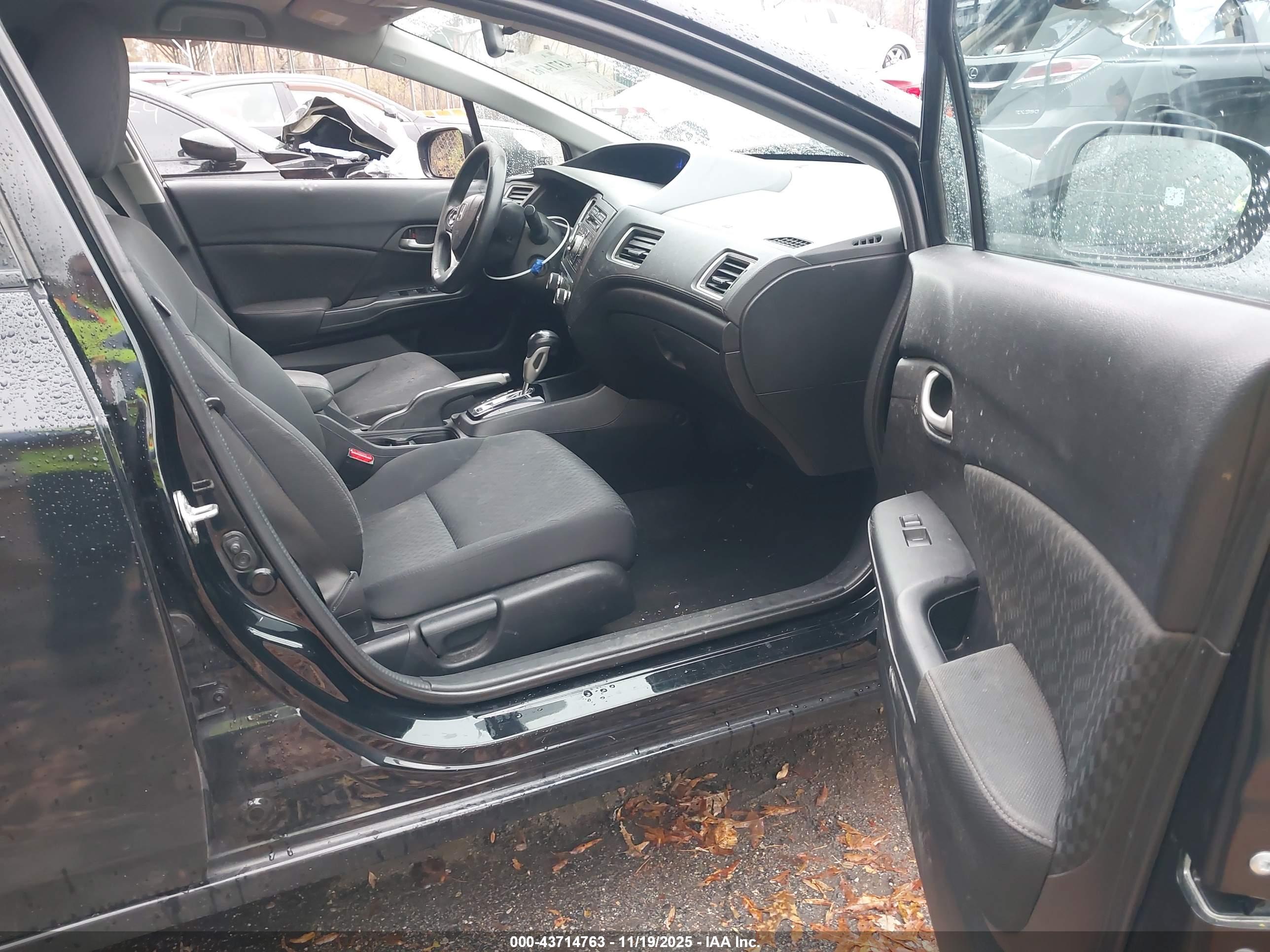 HONDA CIVIC image 5
