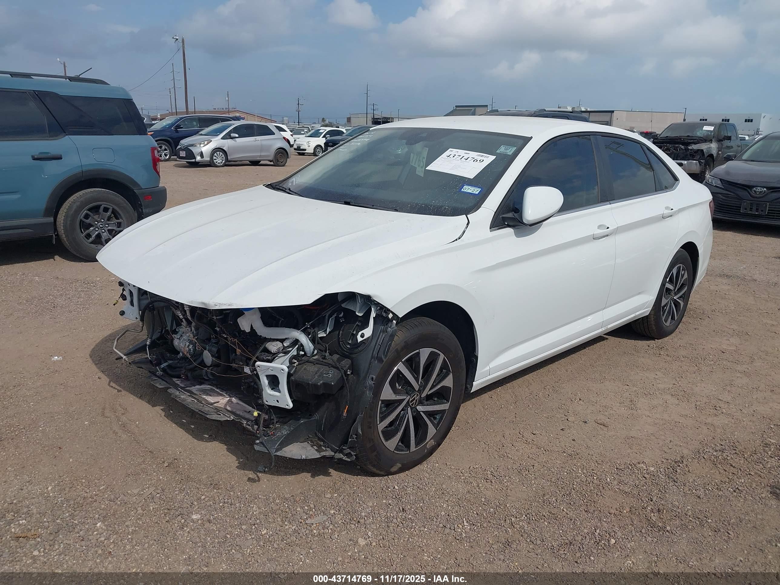 VOLKSWAGEN JETTA image 2