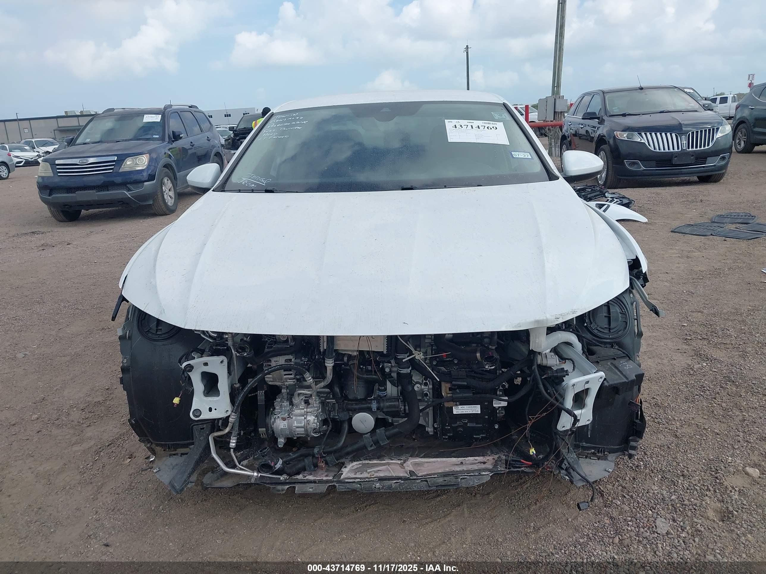 VOLKSWAGEN JETTA image 6