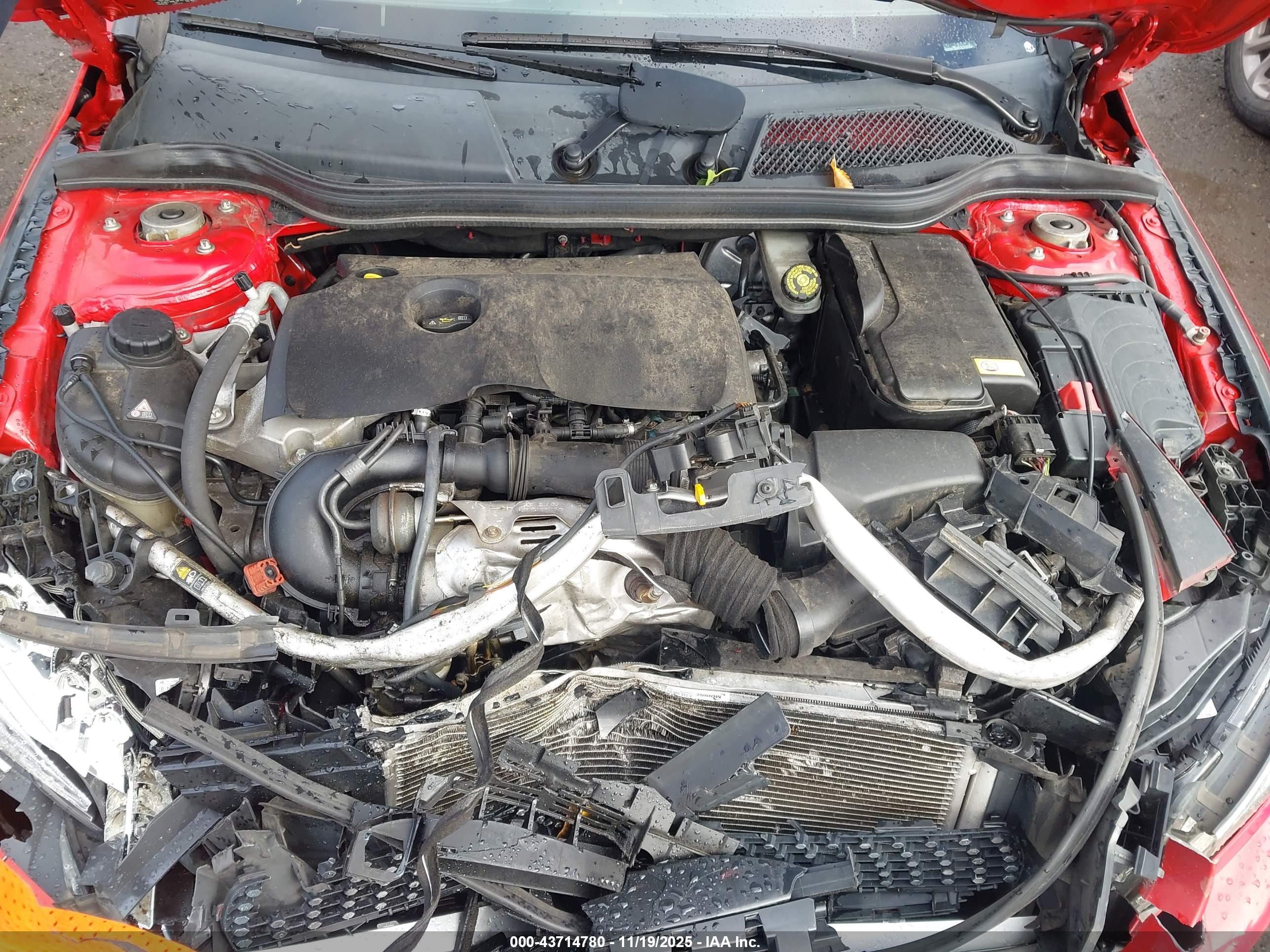 MERCEDES-BENZ CLA image 10