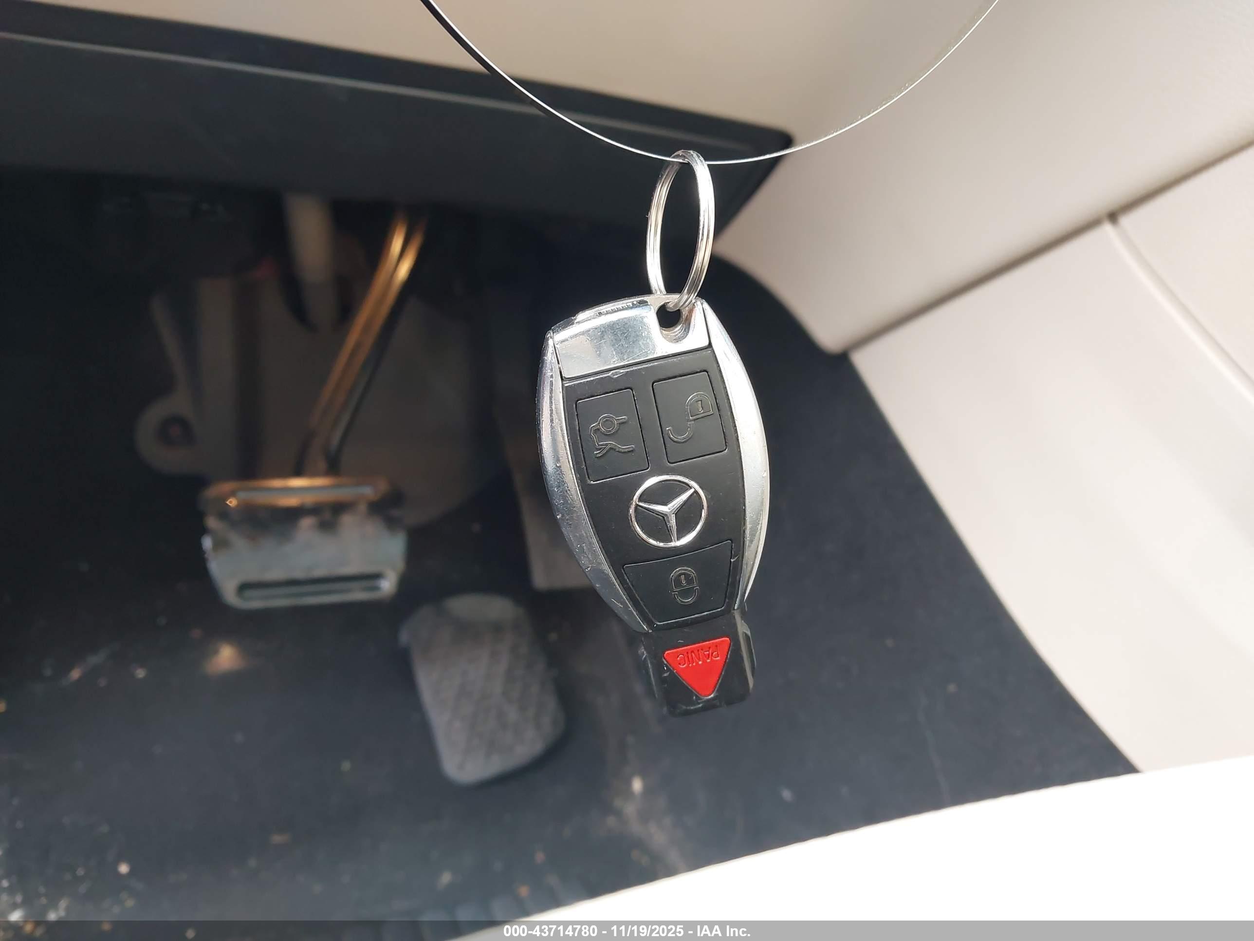 MERCEDES-BENZ CLA image 11