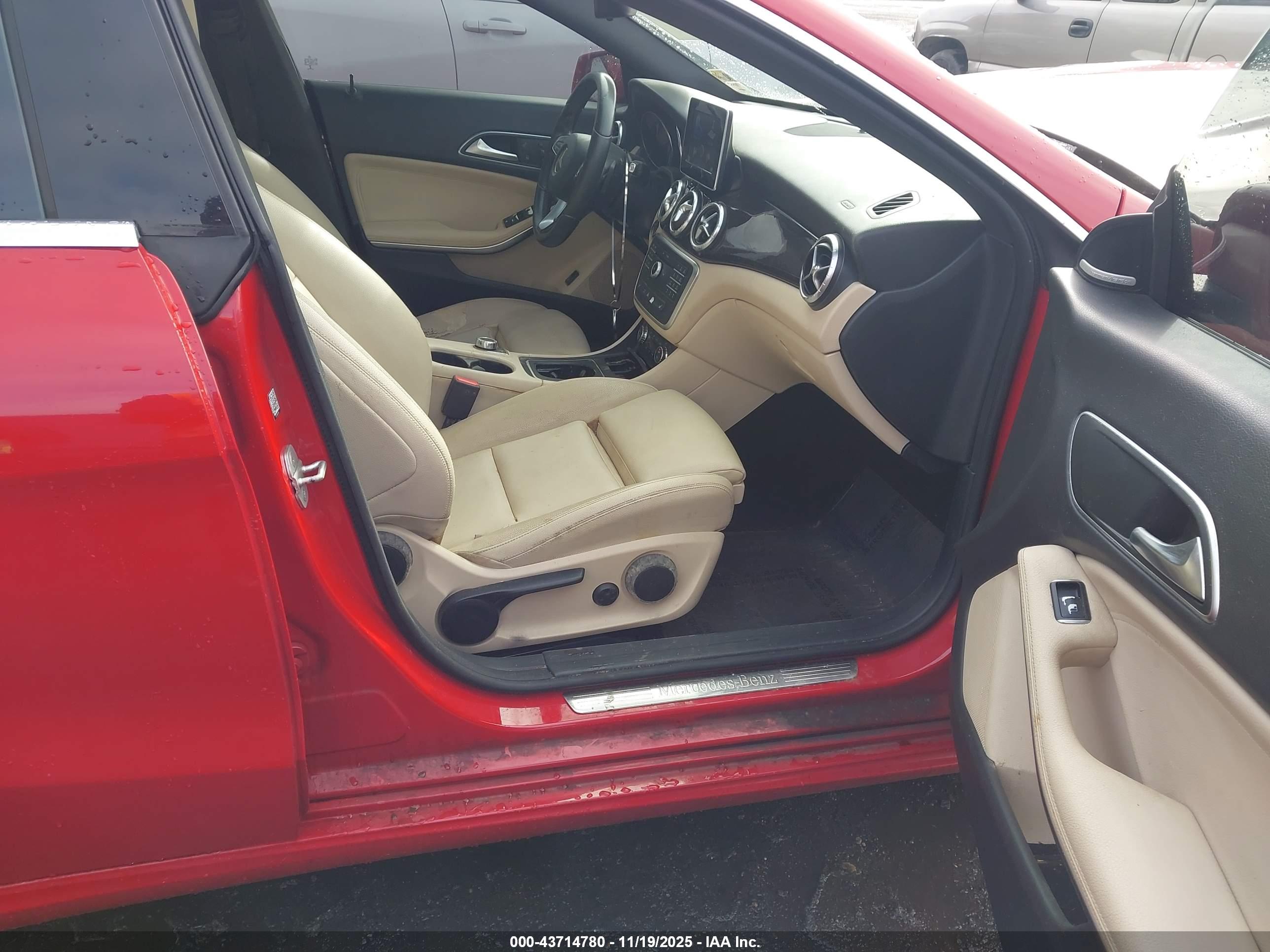 MERCEDES-BENZ CLA image 5