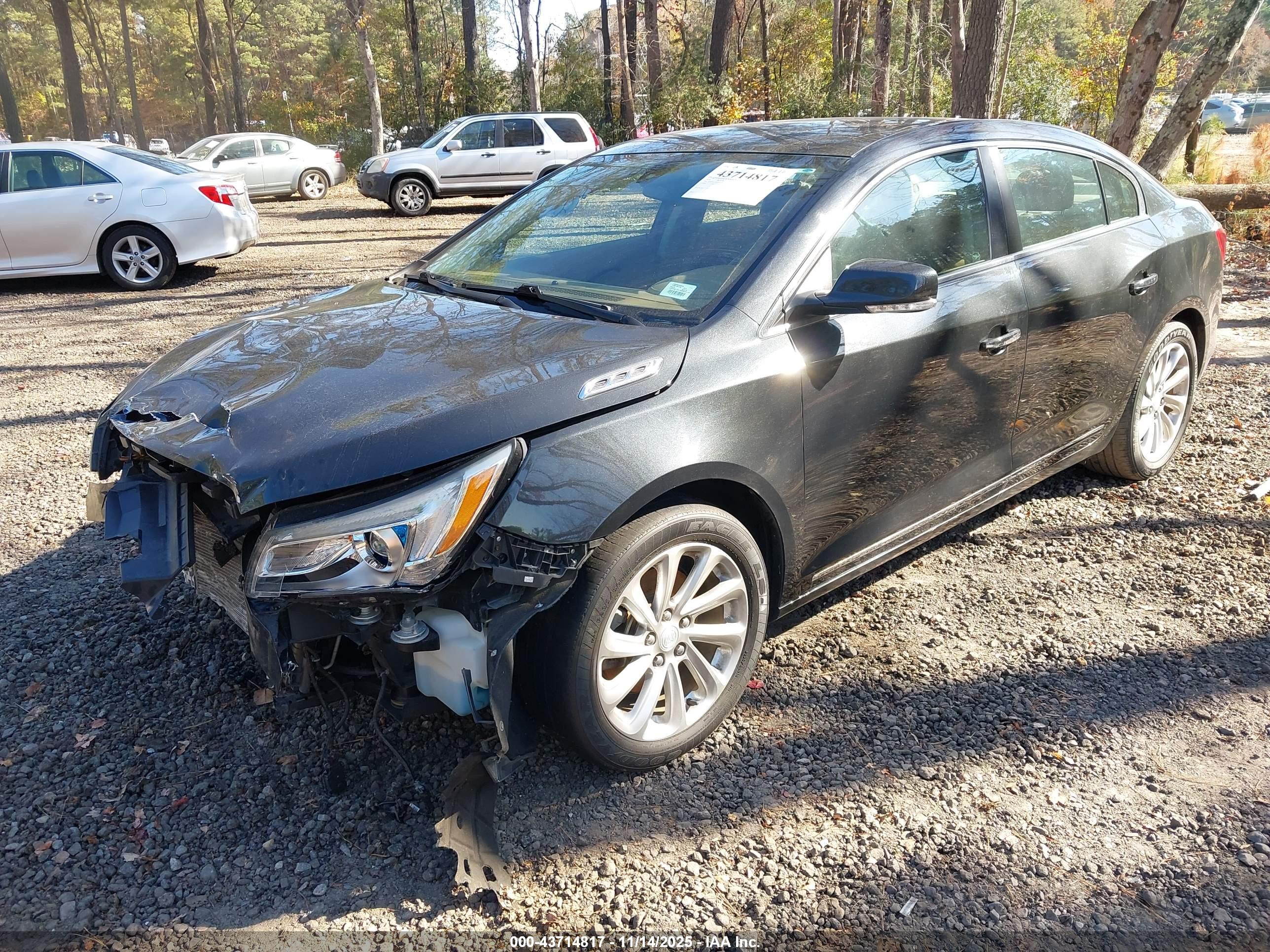 BUICK LACROSSE image 2