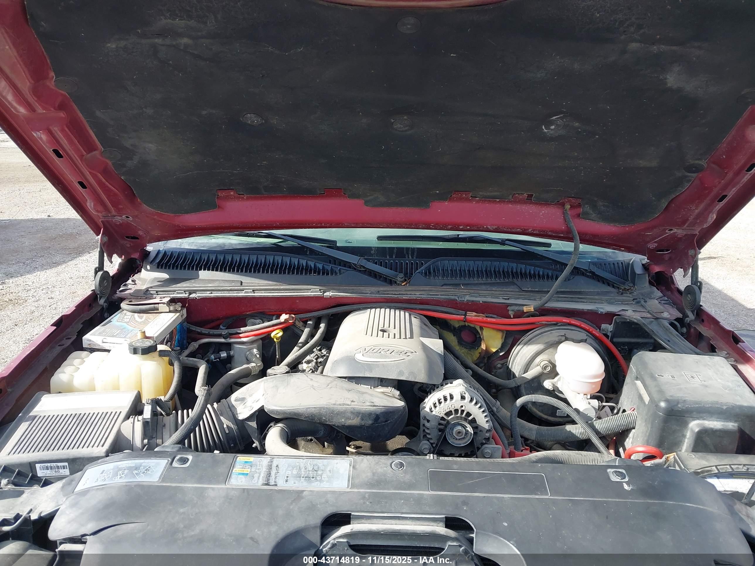 CHEVROLET SILVERADO image 10
