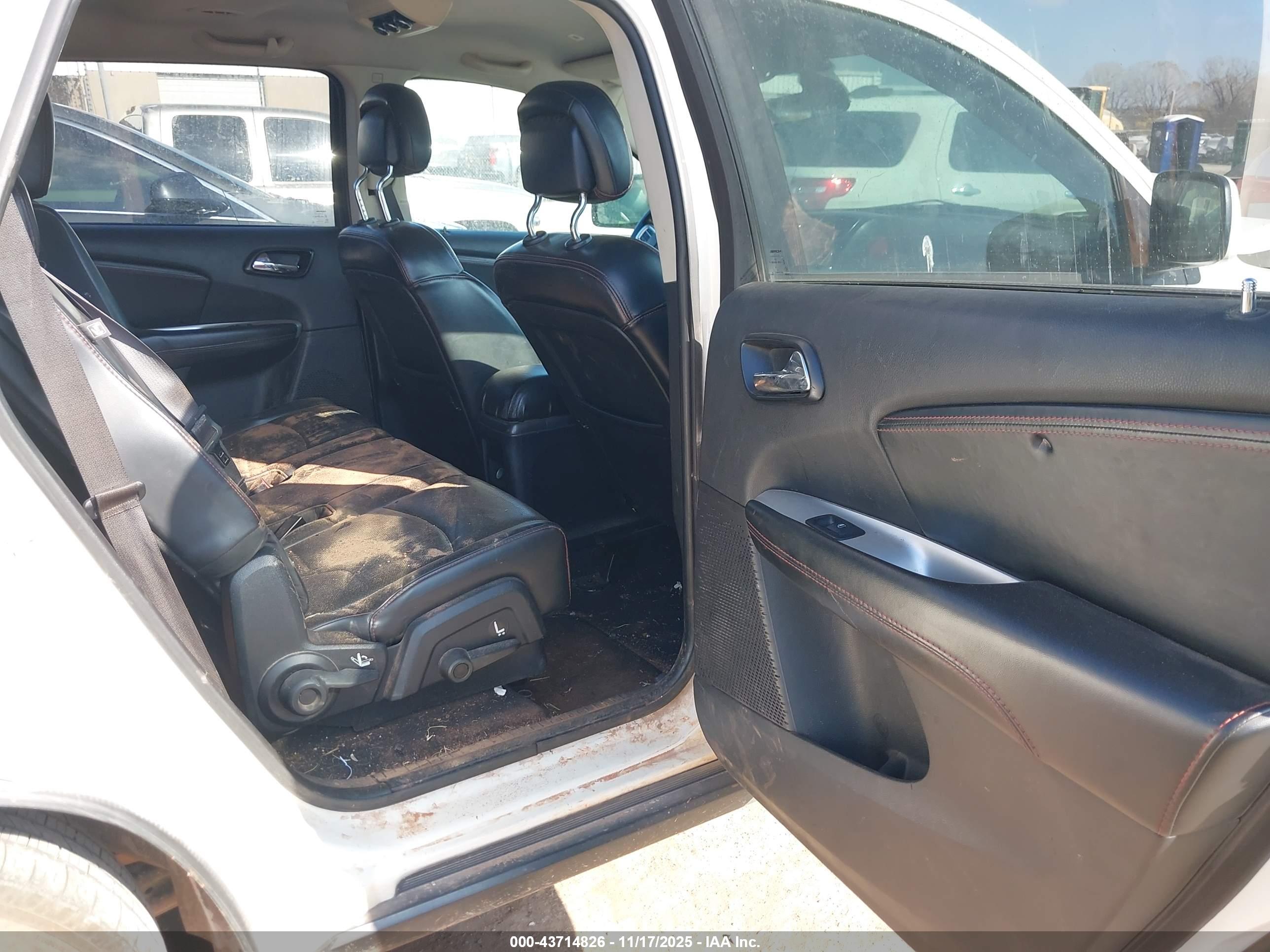 DODGE JOURNEY image 8
