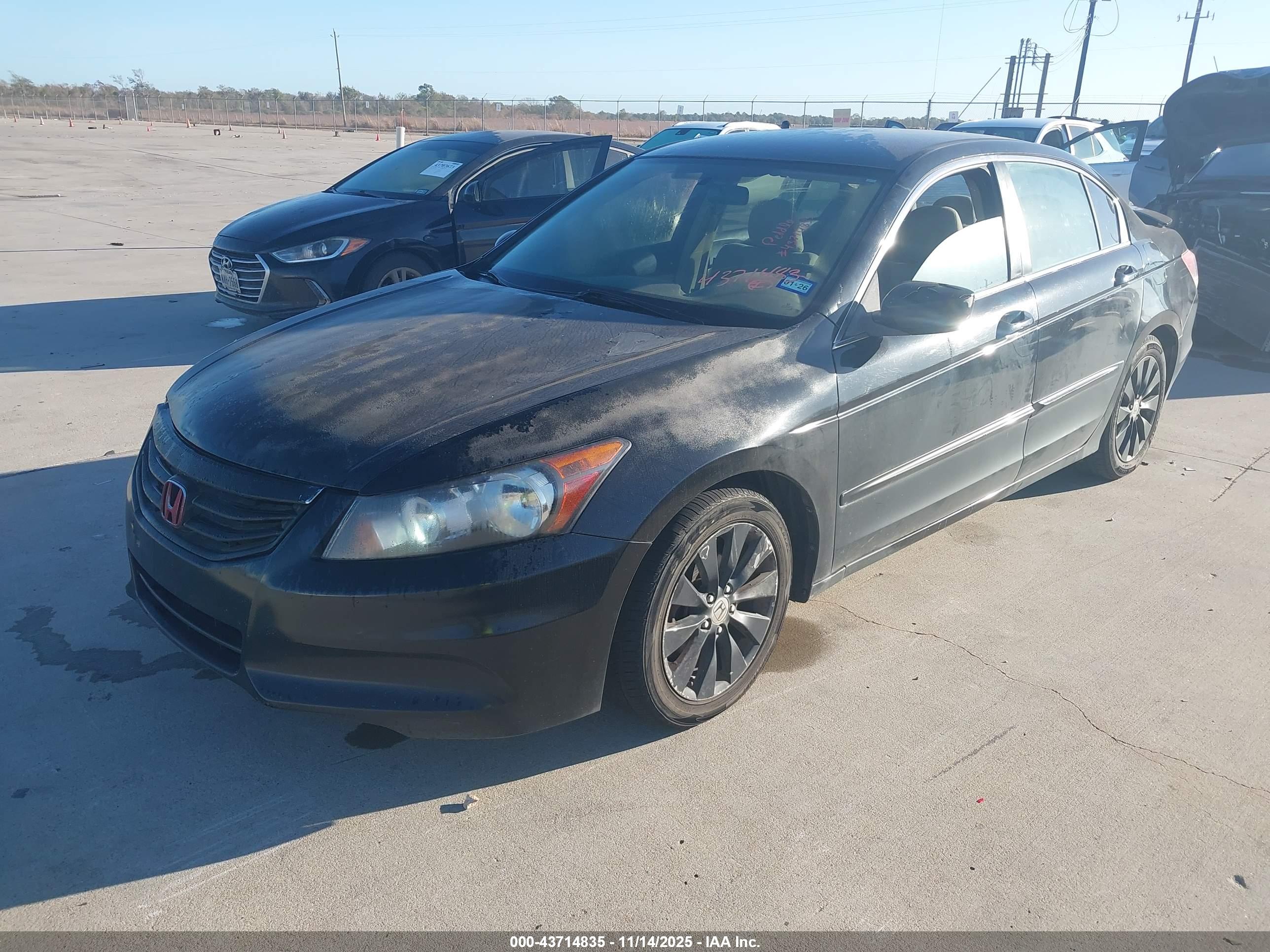 HONDA ACCORD image 2