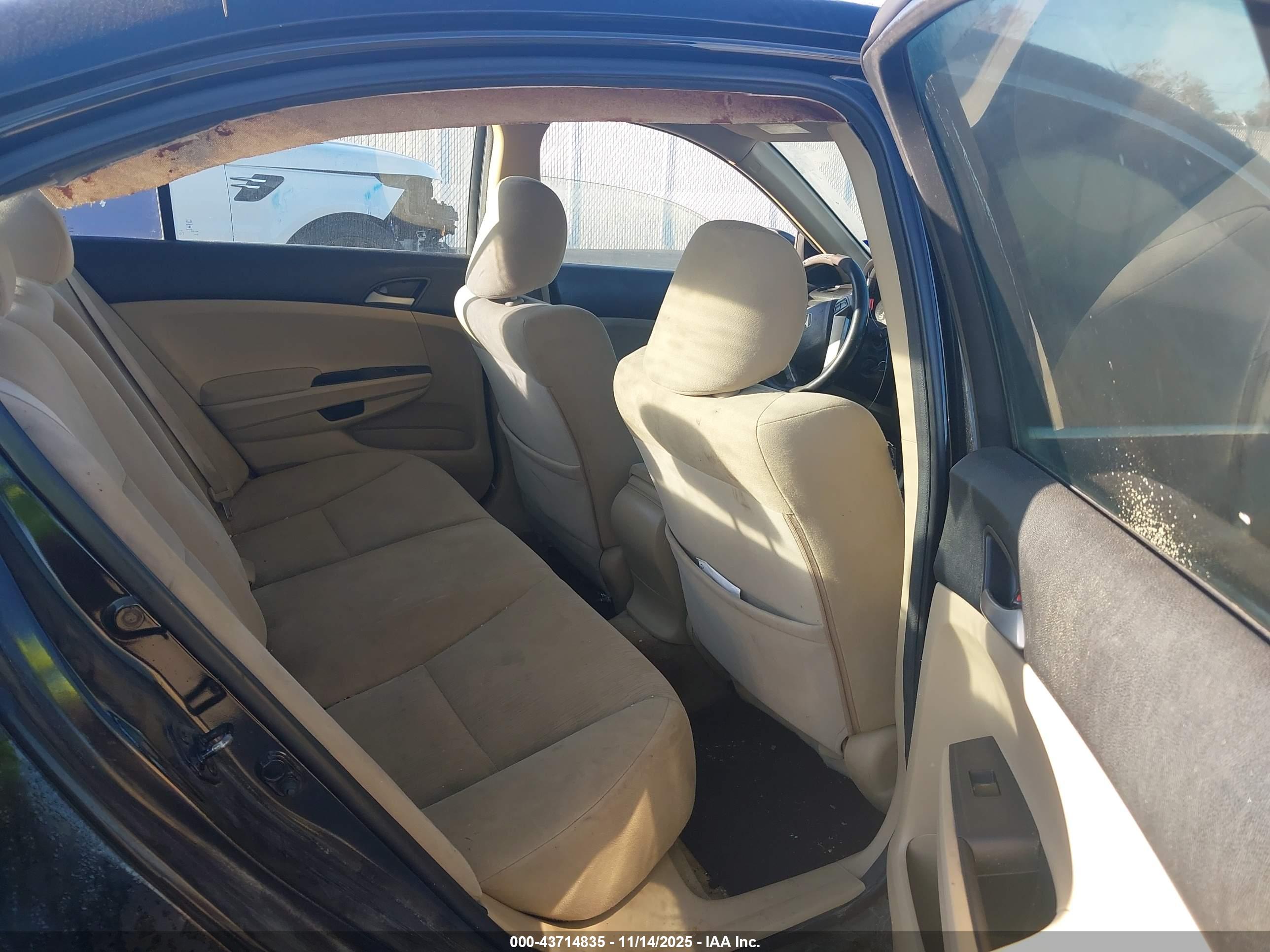 HONDA ACCORD image 8
