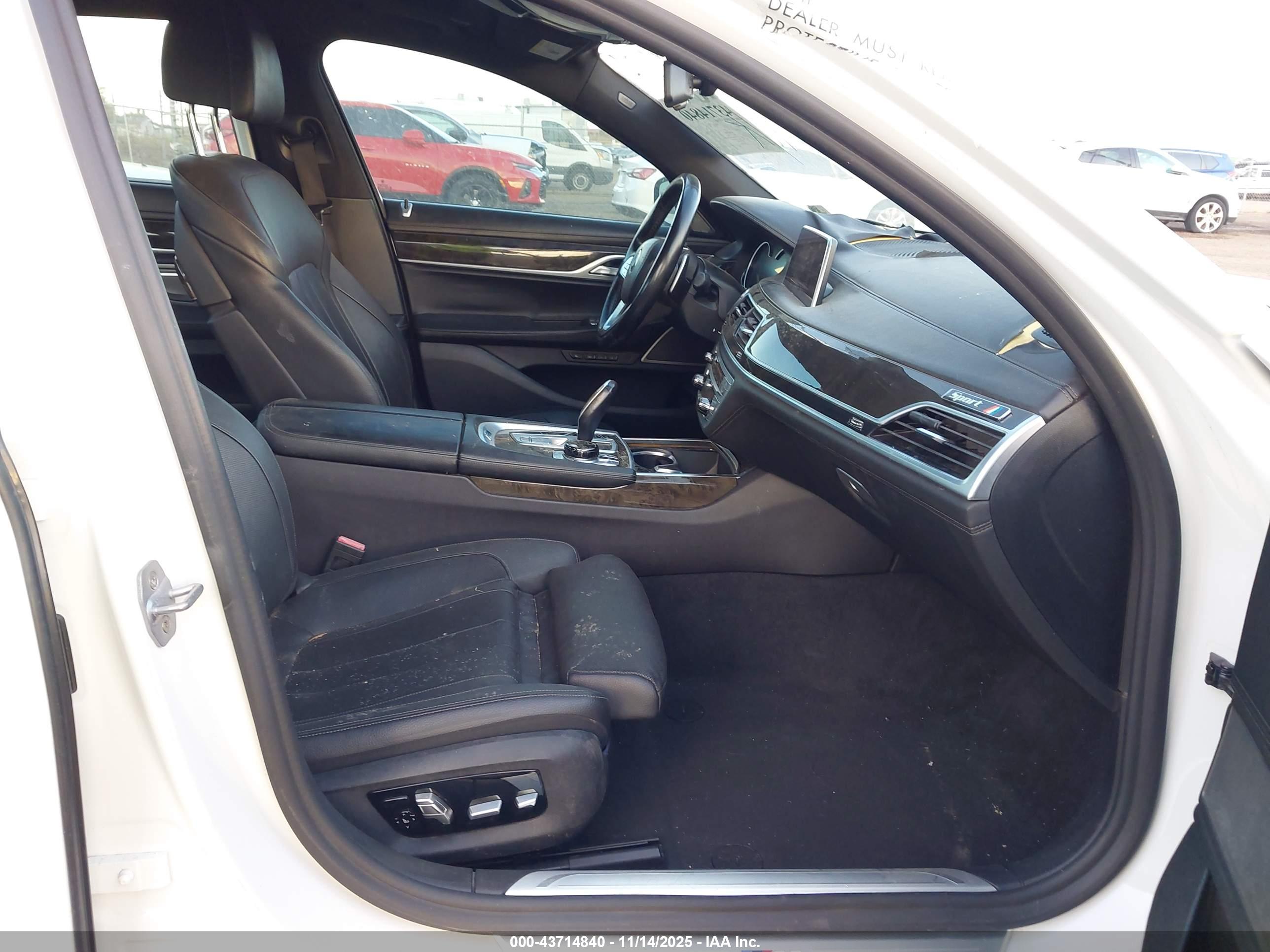 BMW 740I image 5