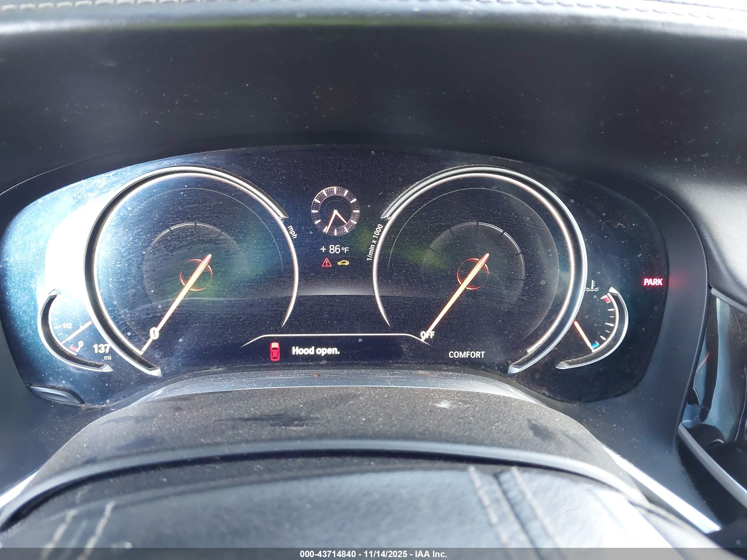 BMW 740I image 7