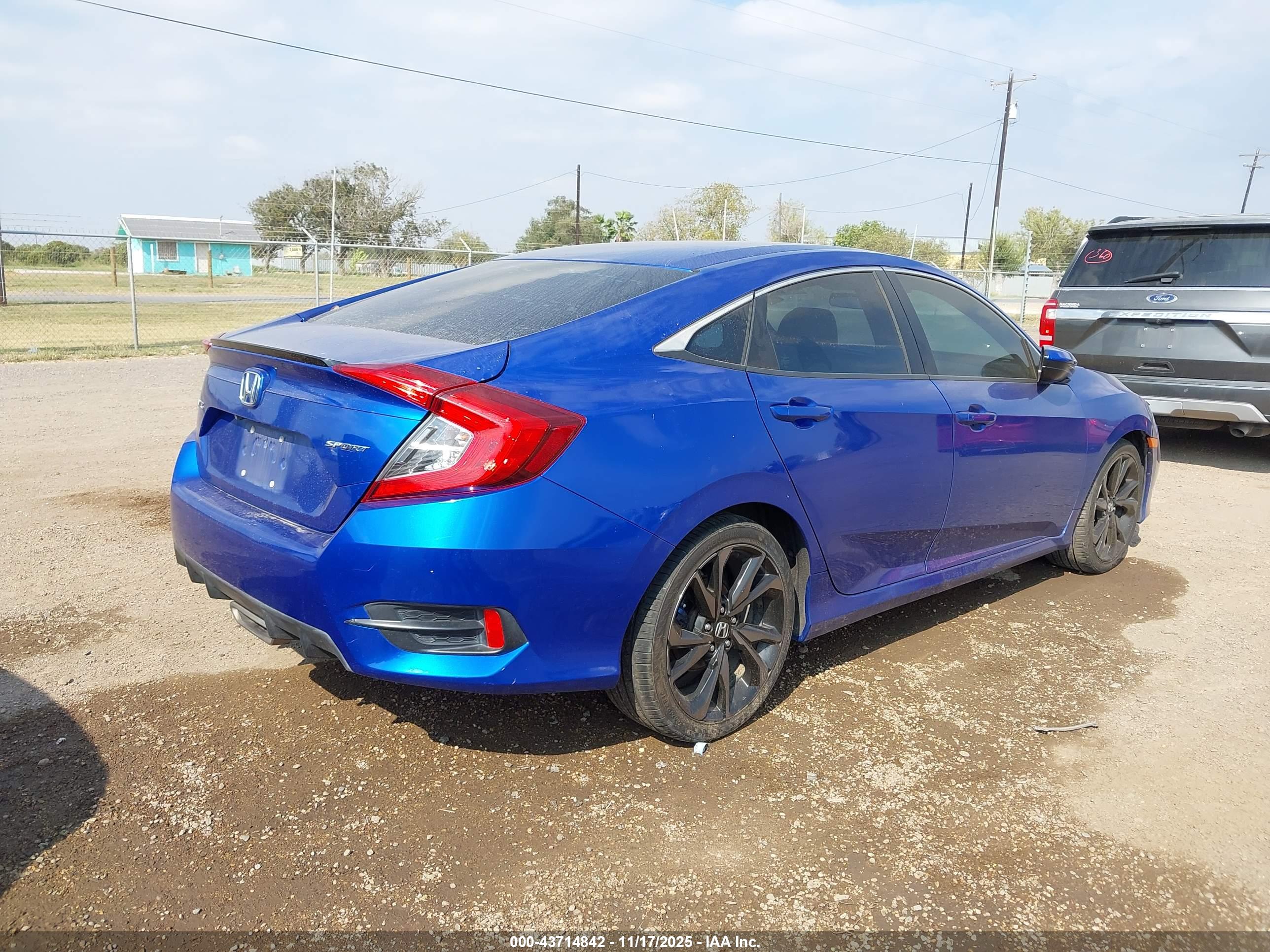 HONDA CIVIC image 4