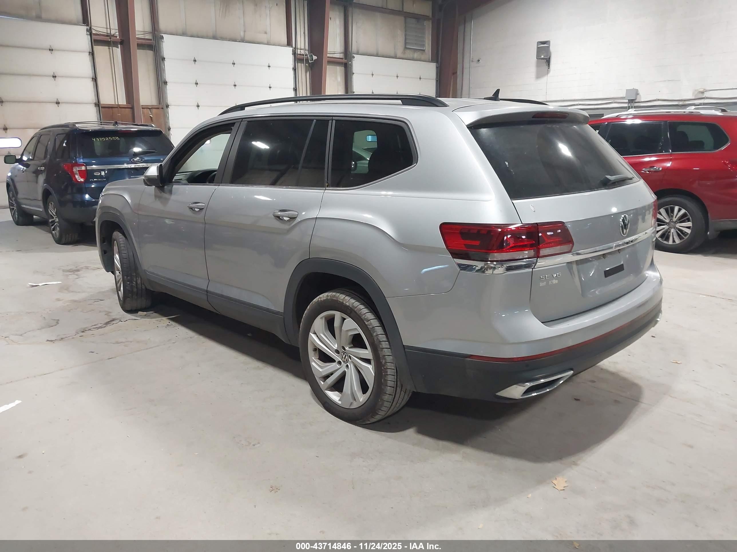 VOLKSWAGEN ATLAS image 3