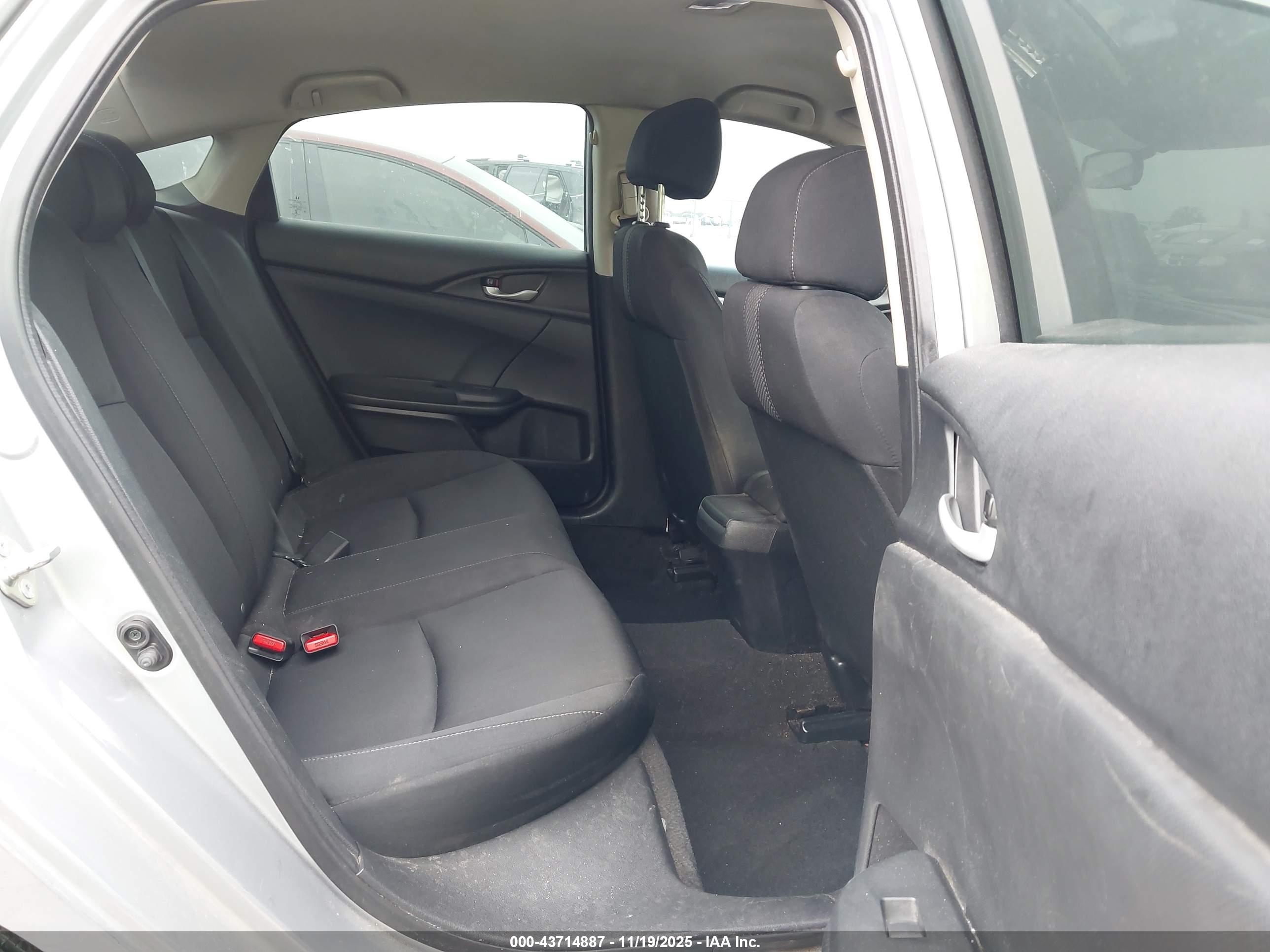 HONDA CIVIC image 8