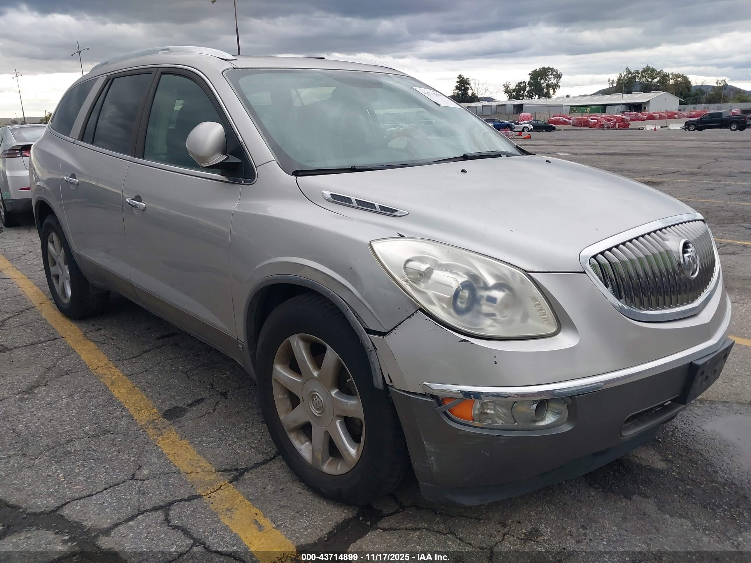 BUICK ENCLAVE image 6