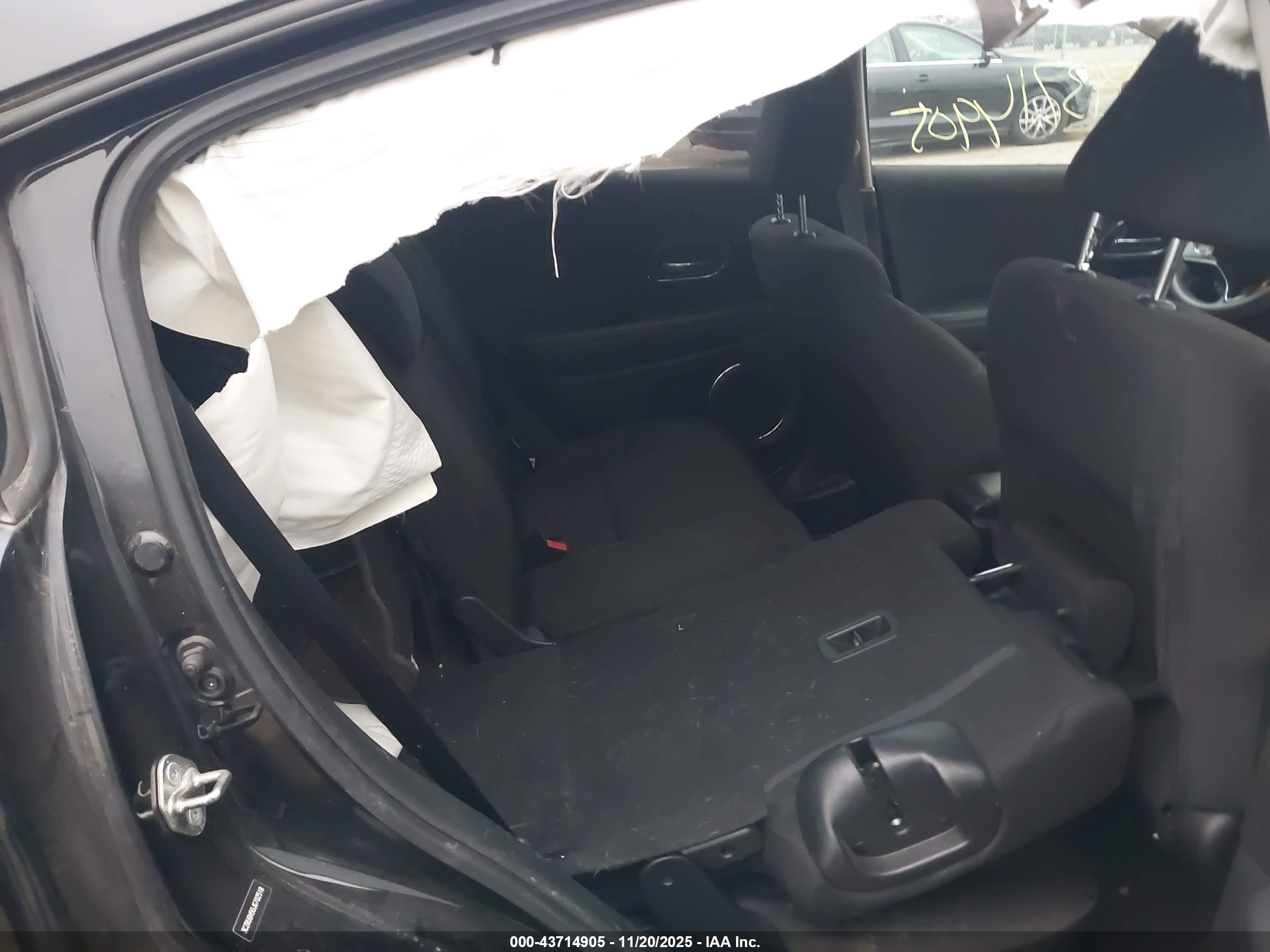 HONDA HR-V image 8