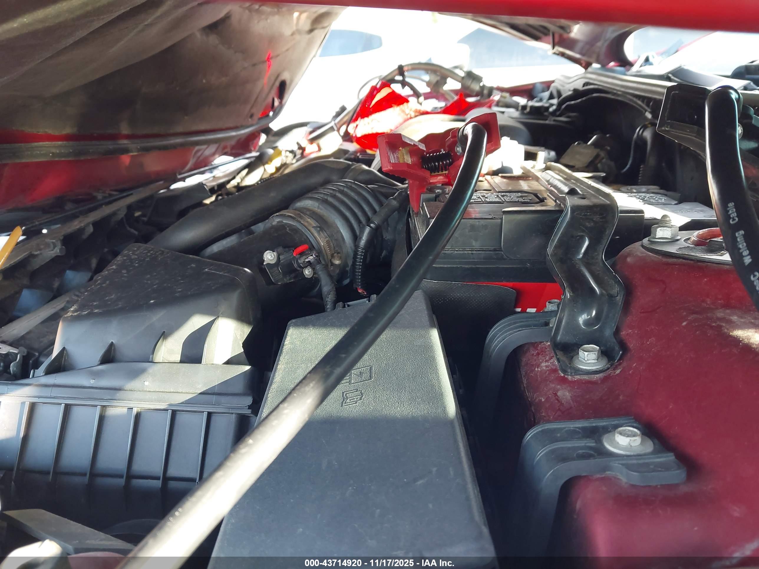 FORD FUSION image 10
