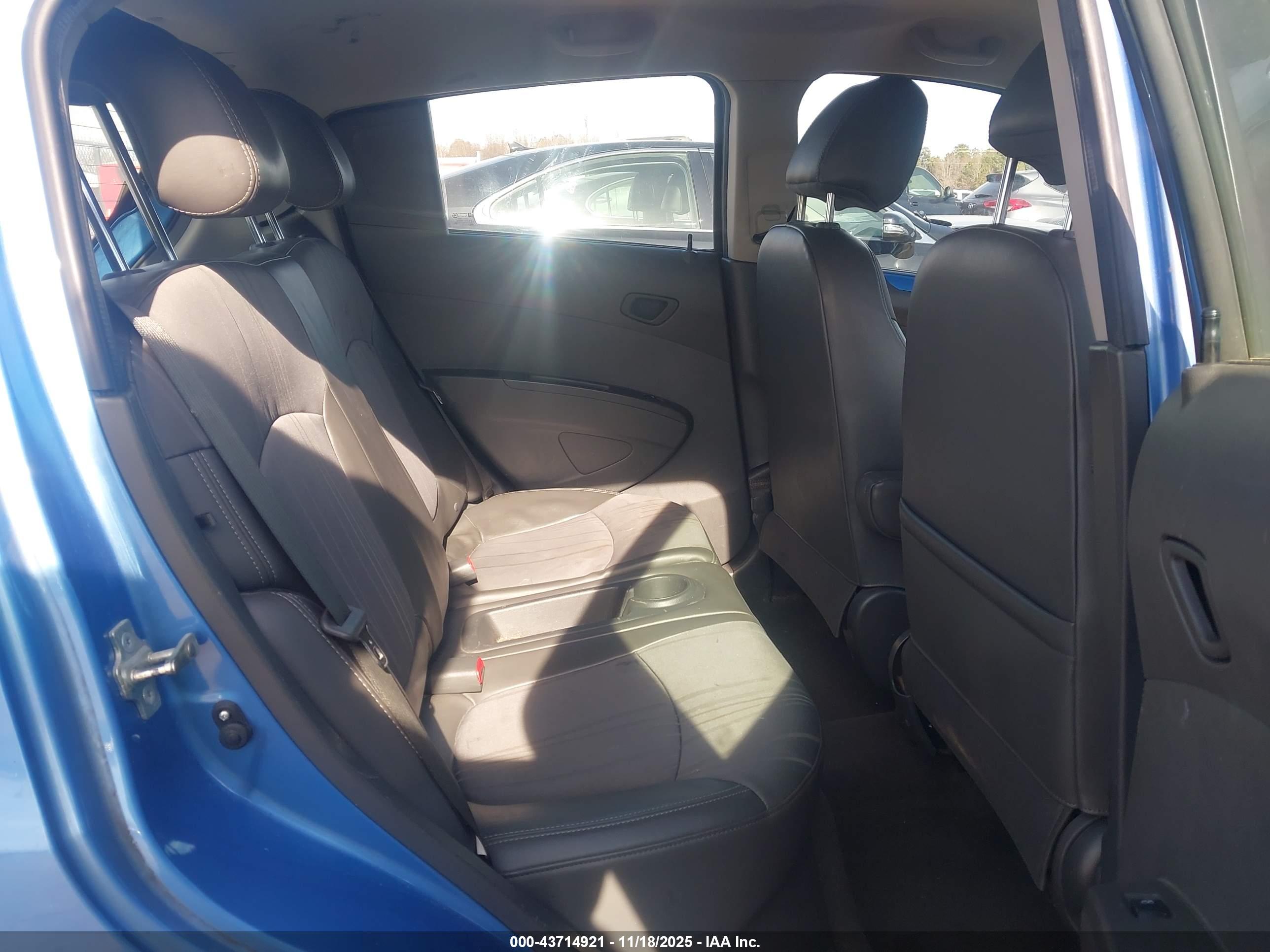 CHEVROLET SPARK image 8