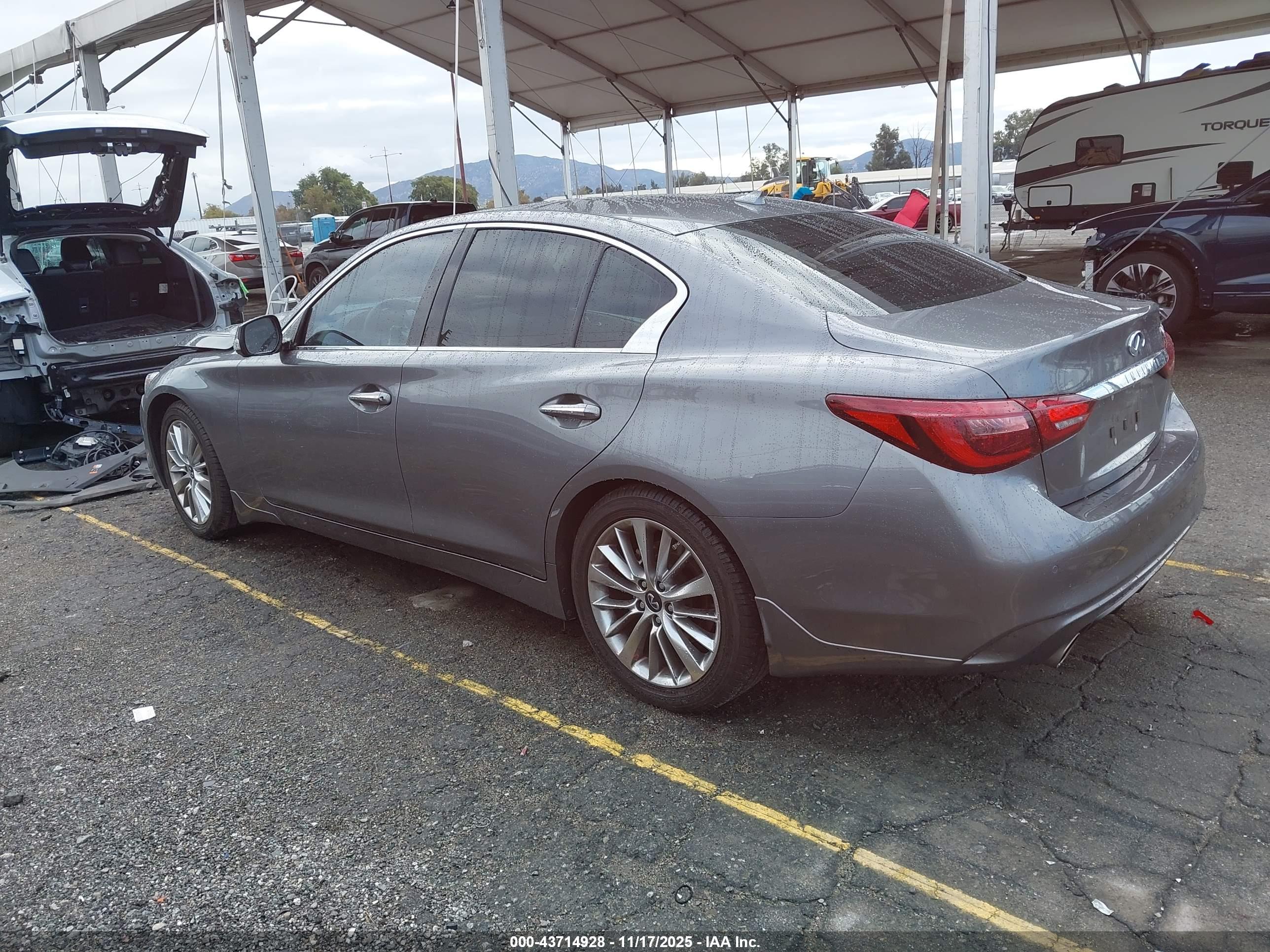 INFINITI Q50 image 3