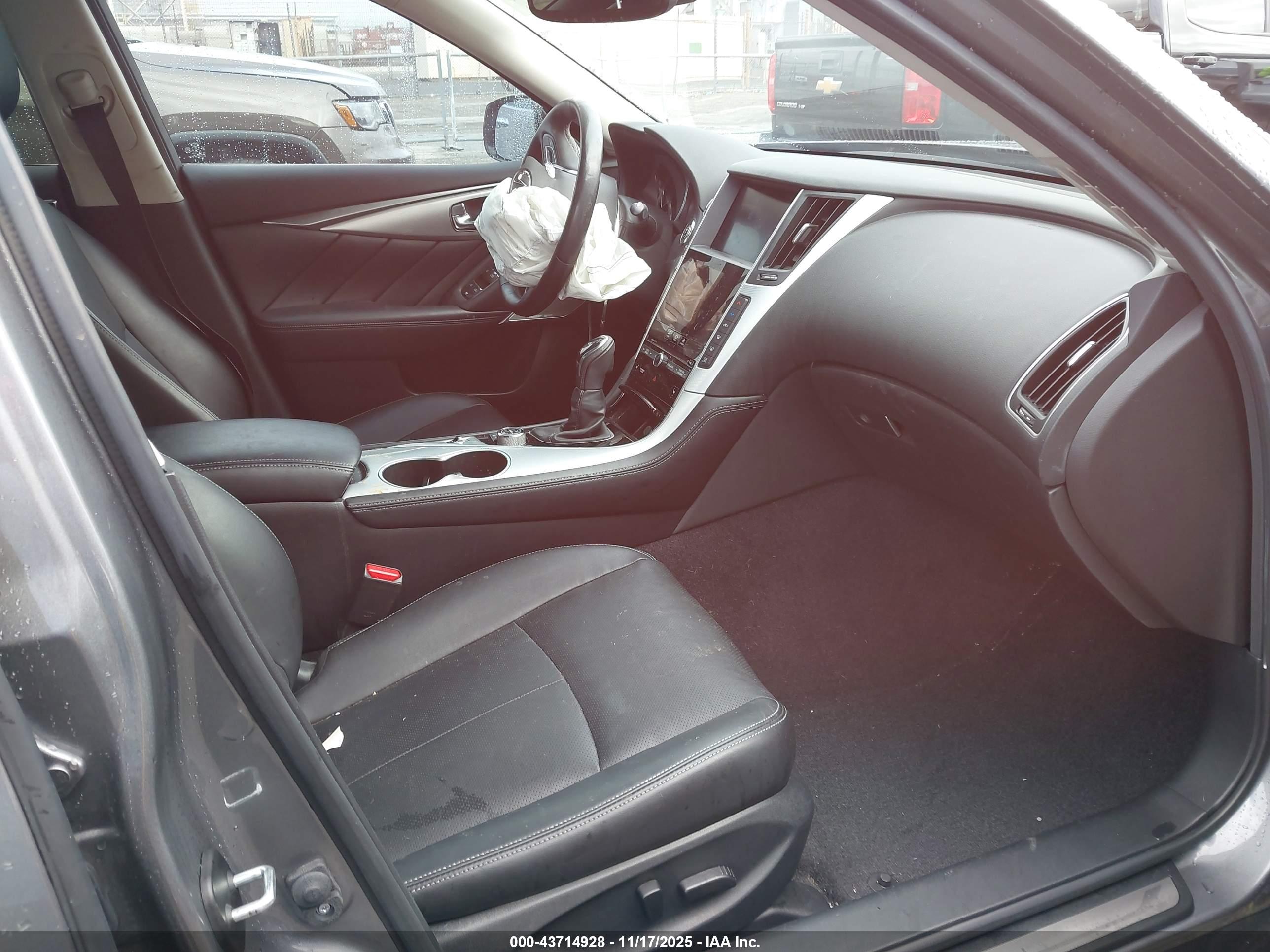 INFINITI Q50 image 5