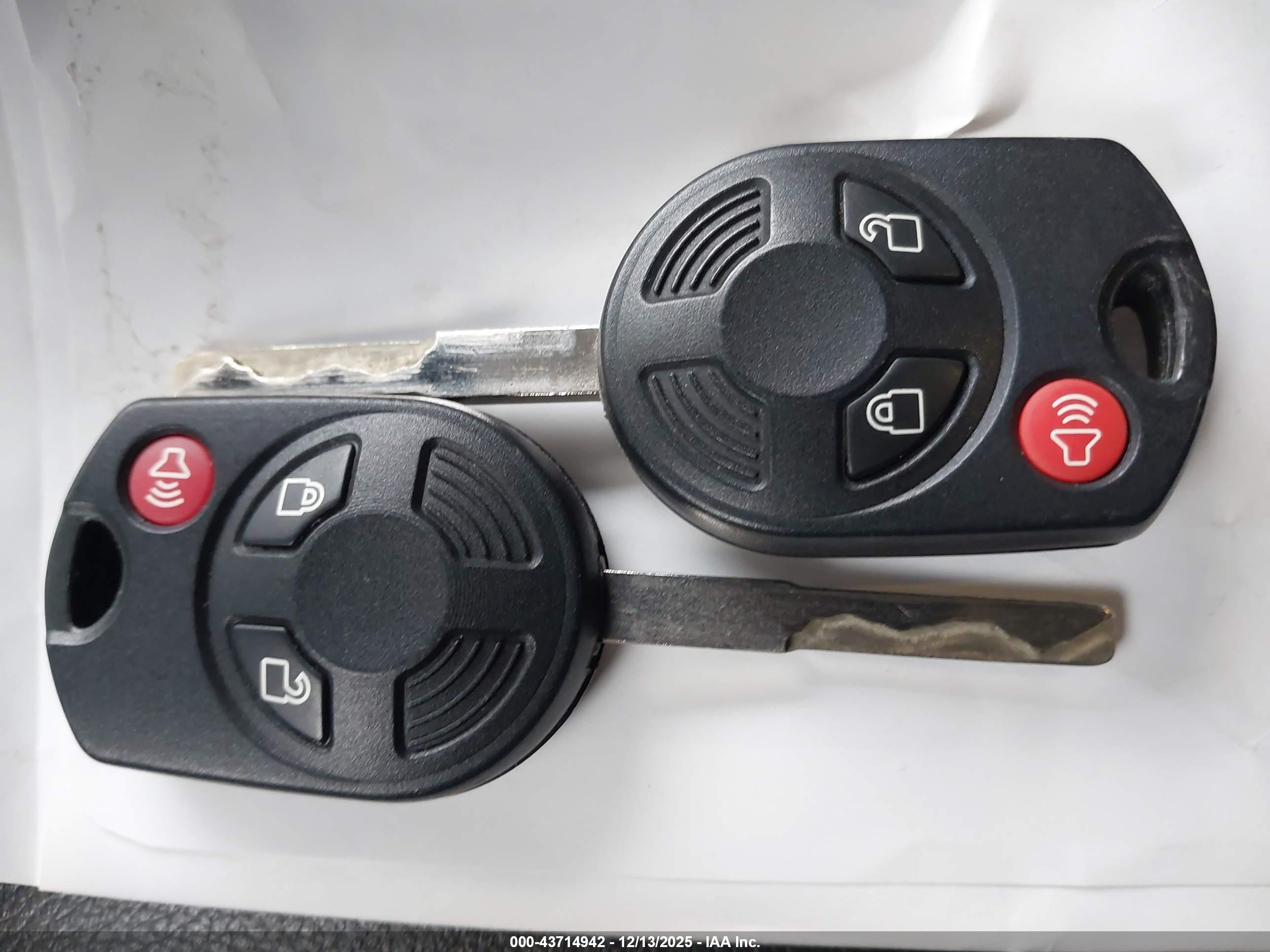 FORD ESCAPE image 11