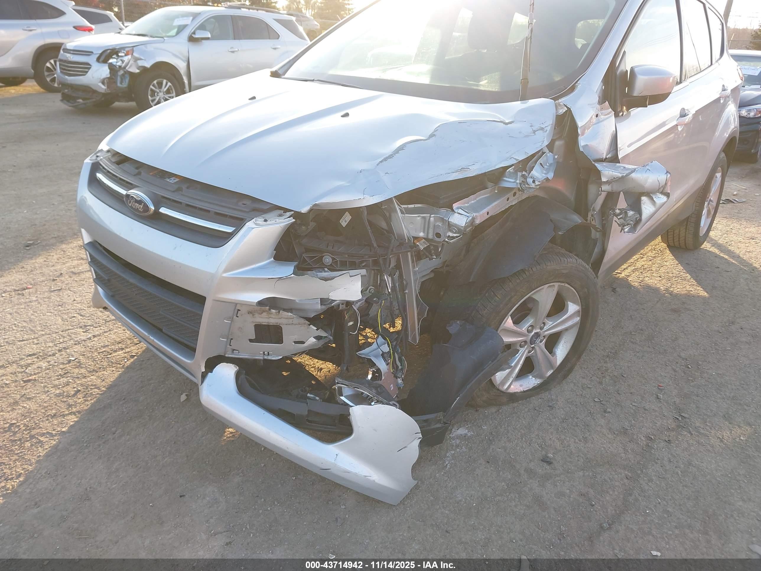 FORD ESCAPE image 6