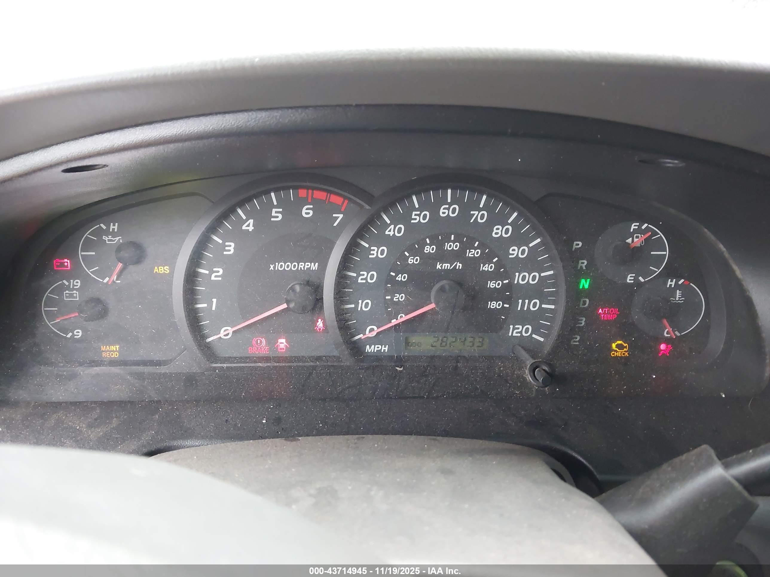 TOYOTA TUNDRA image 7