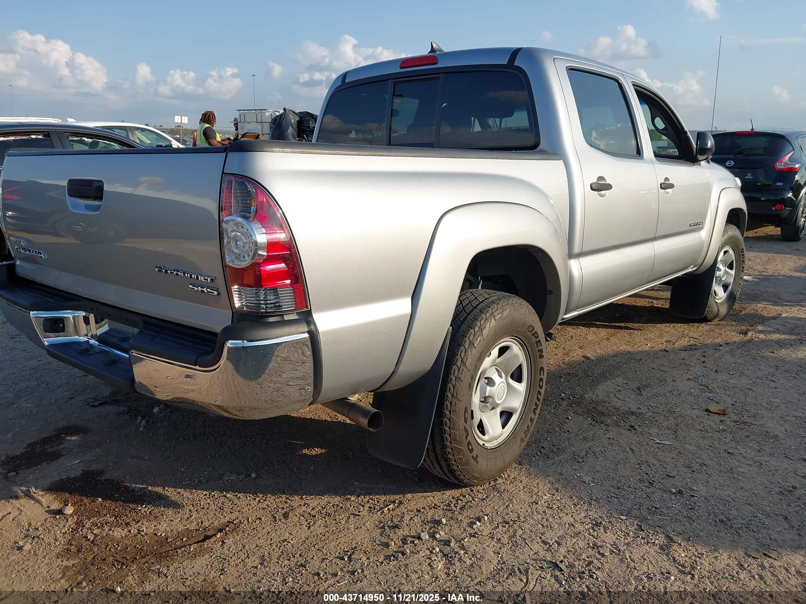 TOYOTA TACOMA image 4