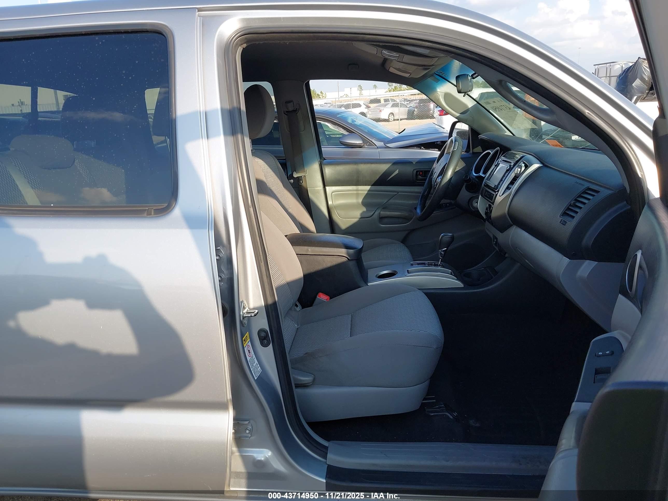 TOYOTA TACOMA image 5