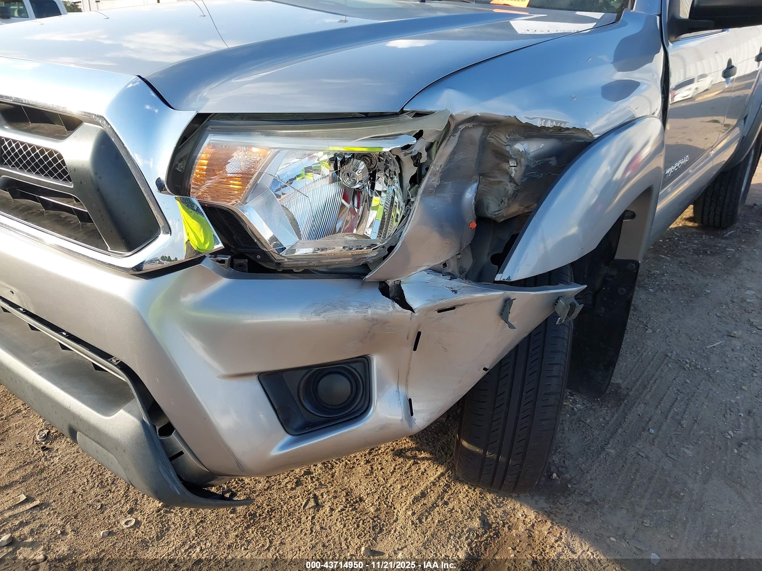 TOYOTA TACOMA image 6