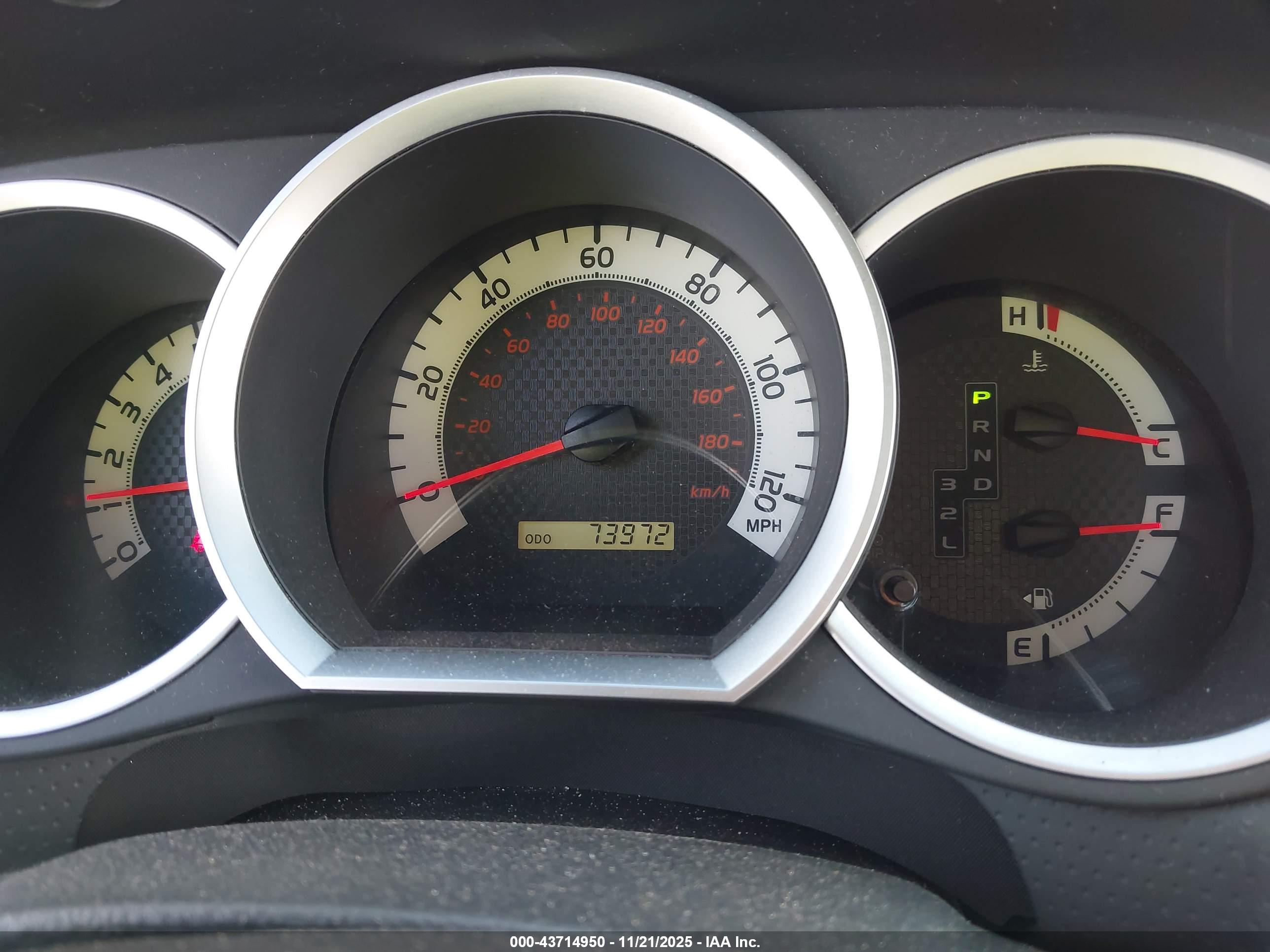 TOYOTA TACOMA image 7