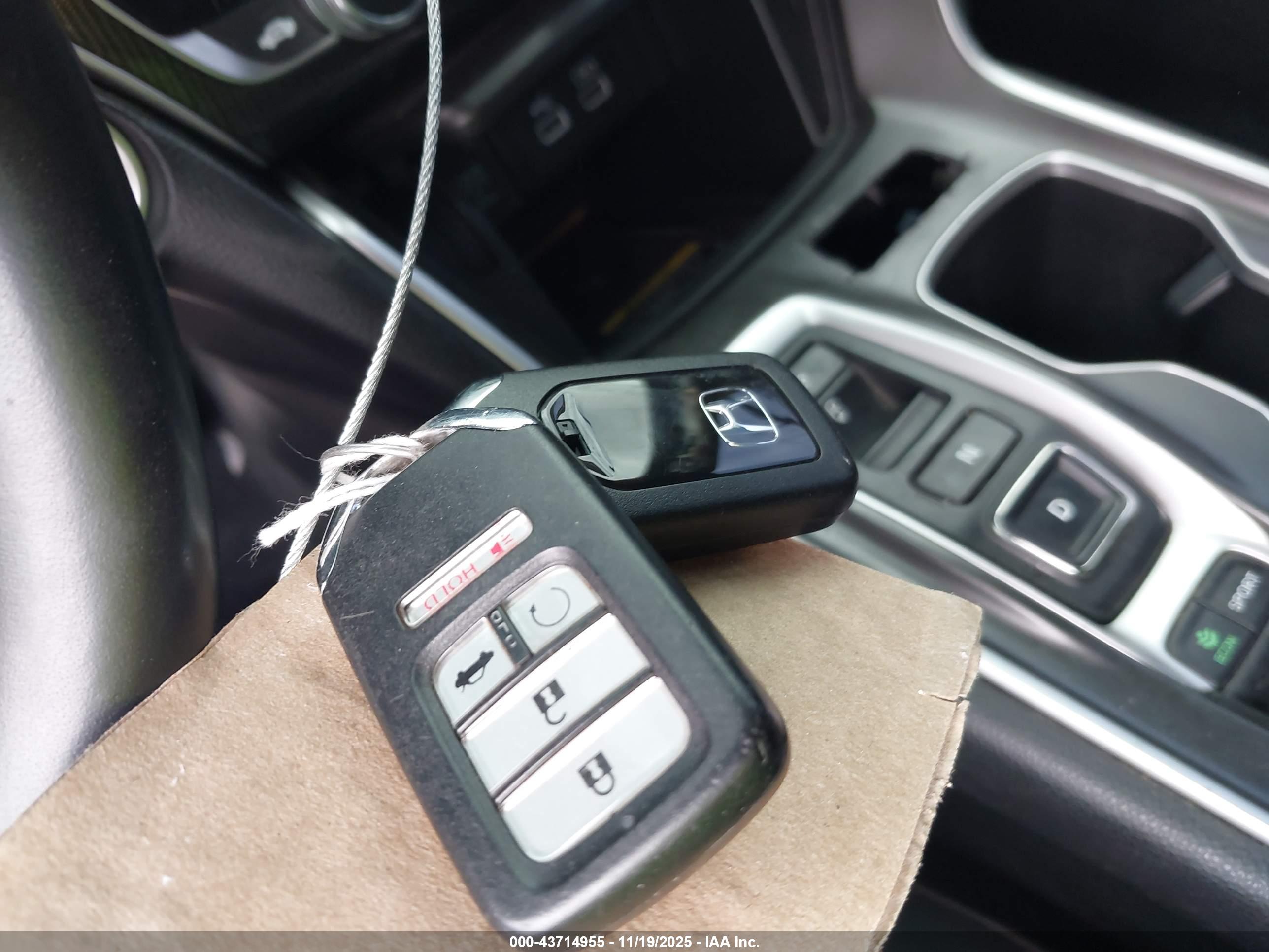 HONDA ACCORD image 11