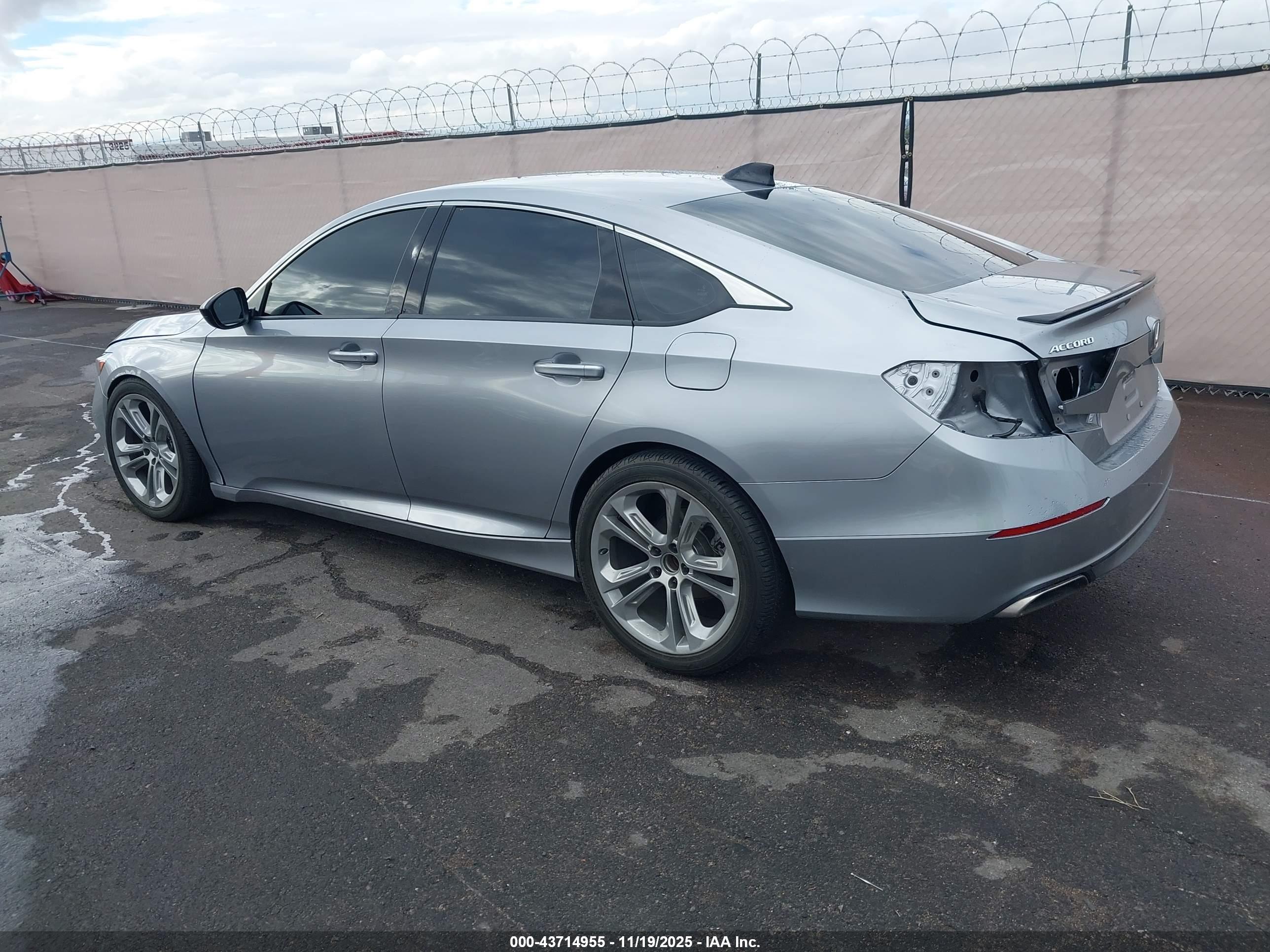 HONDA ACCORD image 3