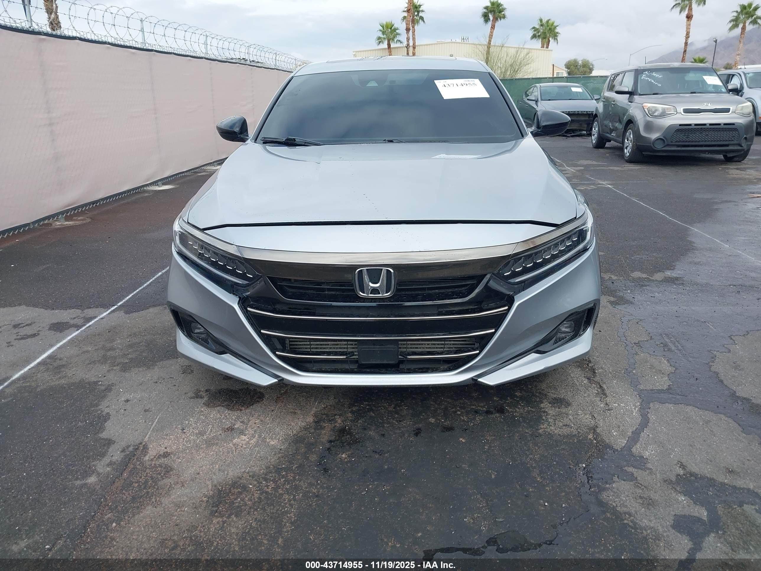 HONDA ACCORD image 6
