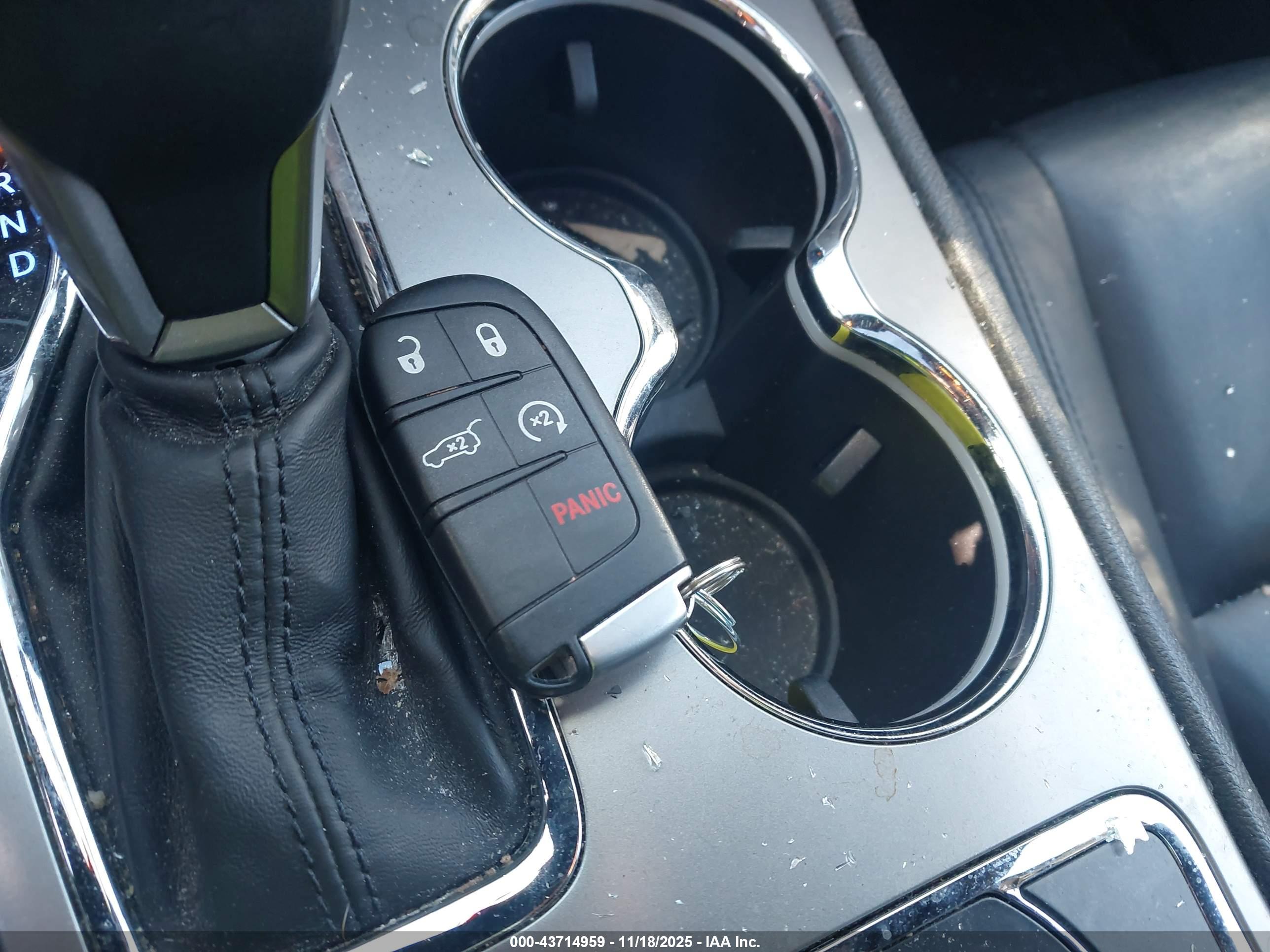 JEEP GRAND image 11