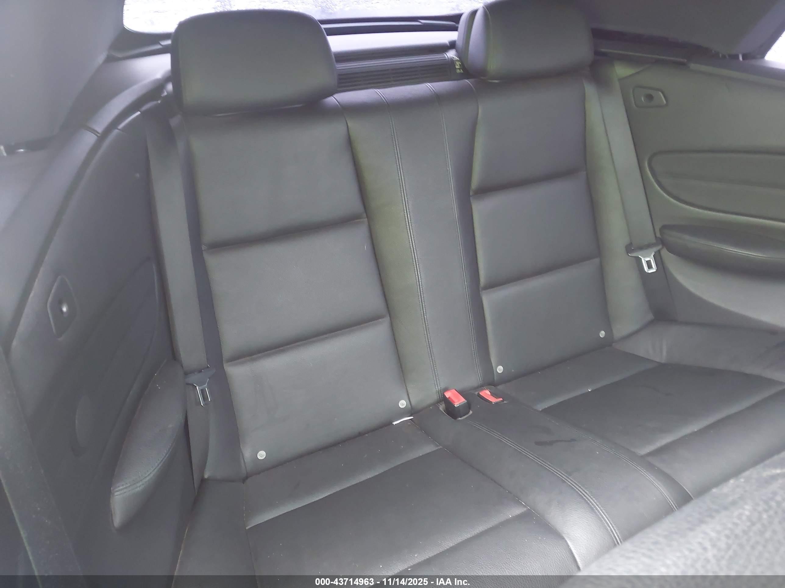 BMW 135I image 8