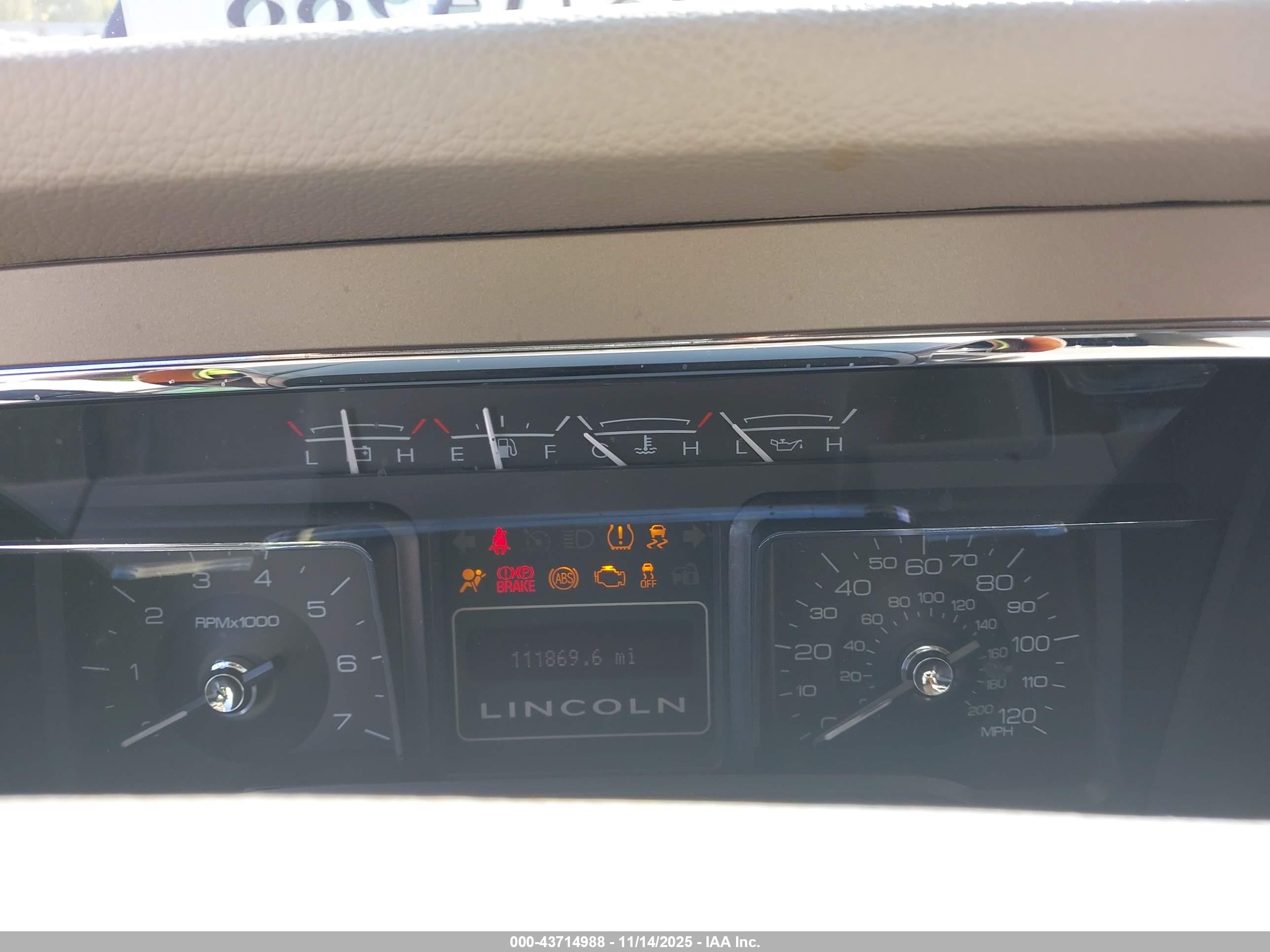 LINCOLN NAVIGATOR image 7