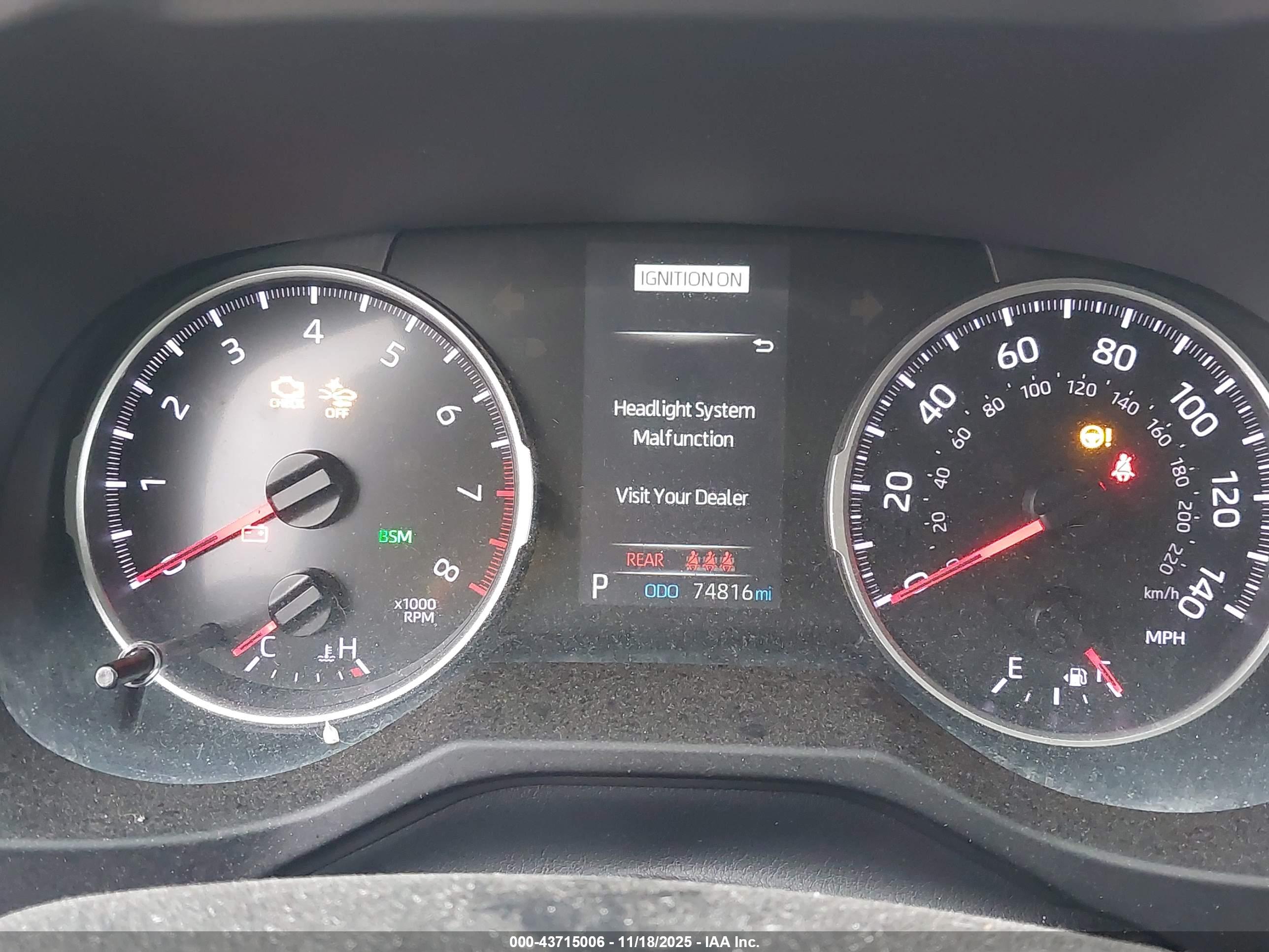 TOYOTA RAV4 image 7
