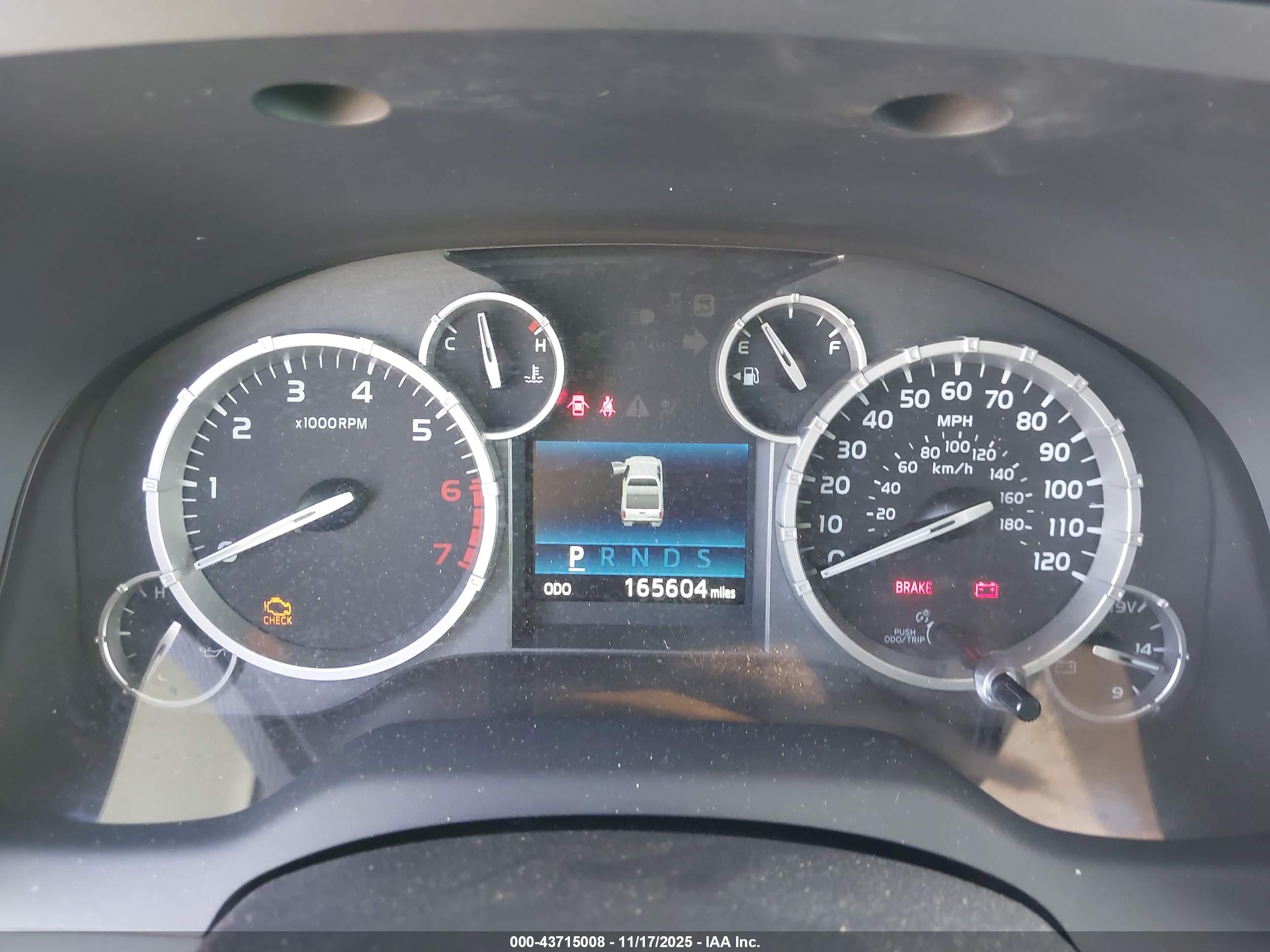 TOYOTA TUNDRA image 7