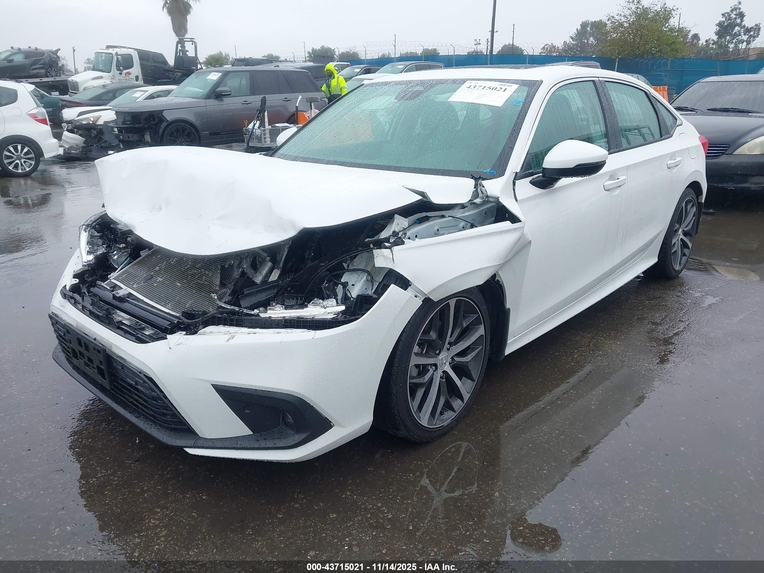 HONDA CIVIC image 2