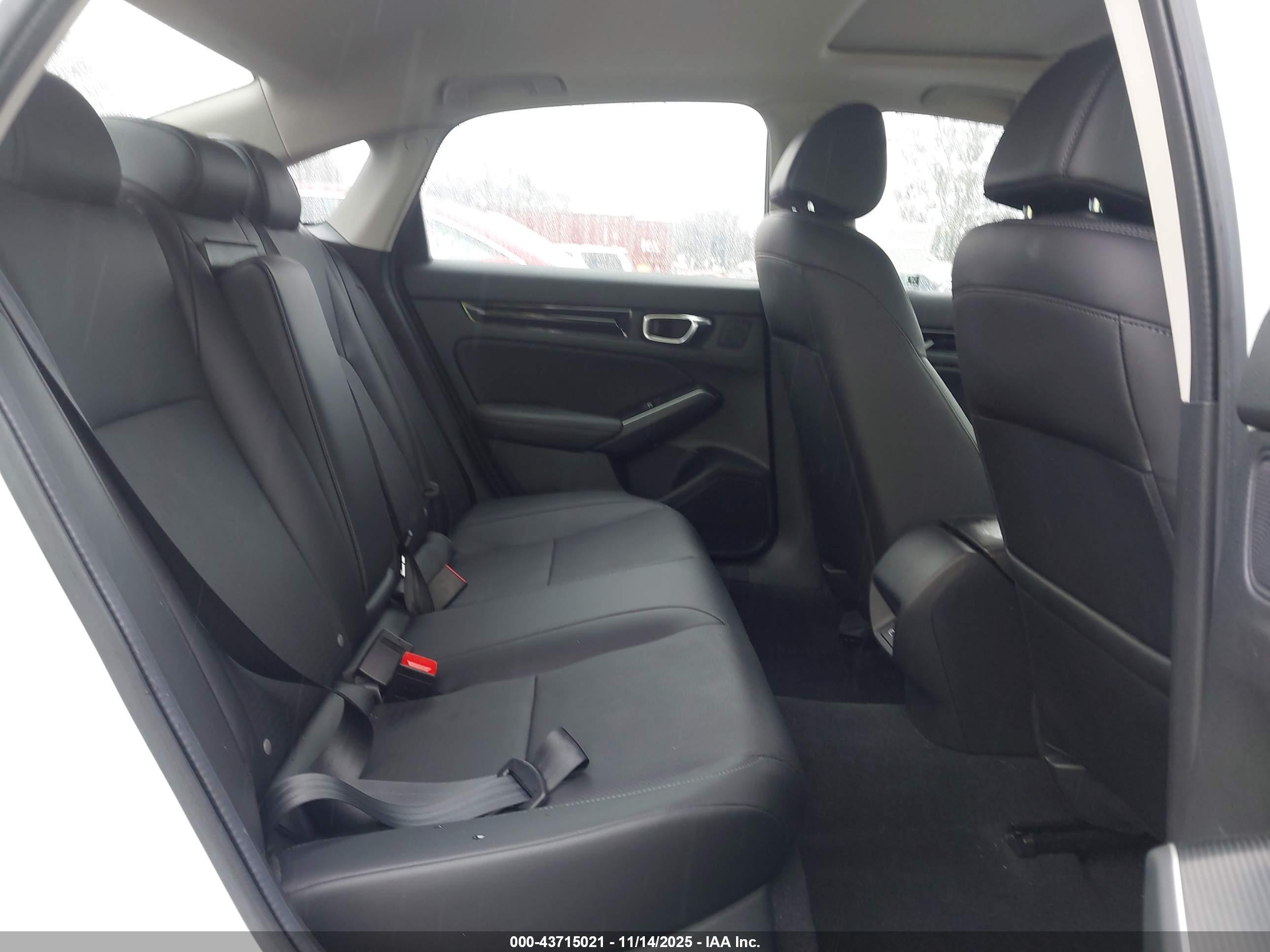 HONDA CIVIC image 8