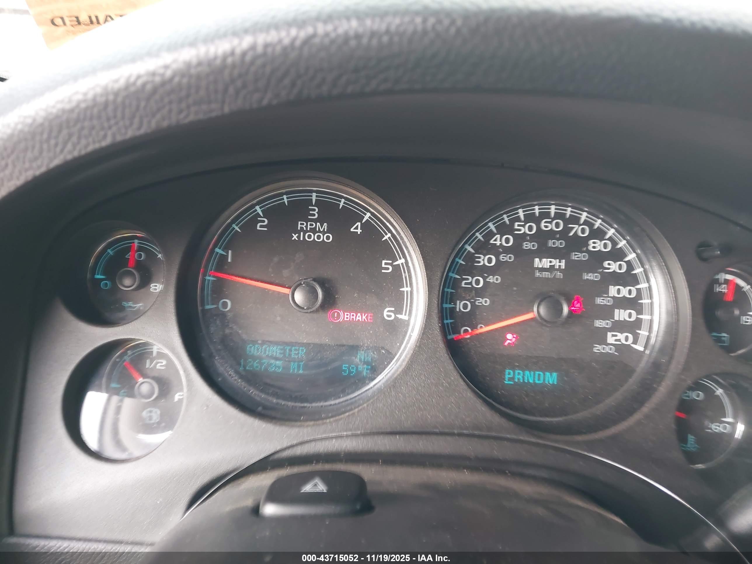 GMC YUKON image 7