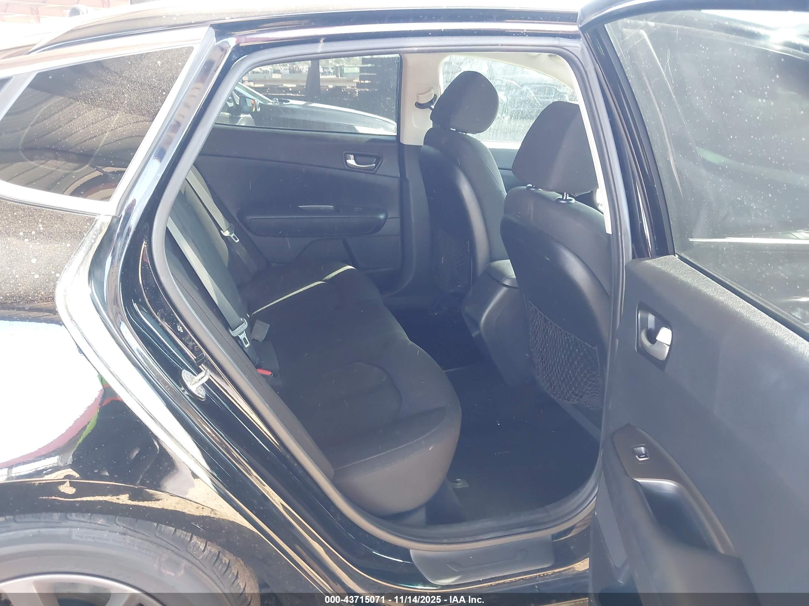 KIA OPTIMA image 8
