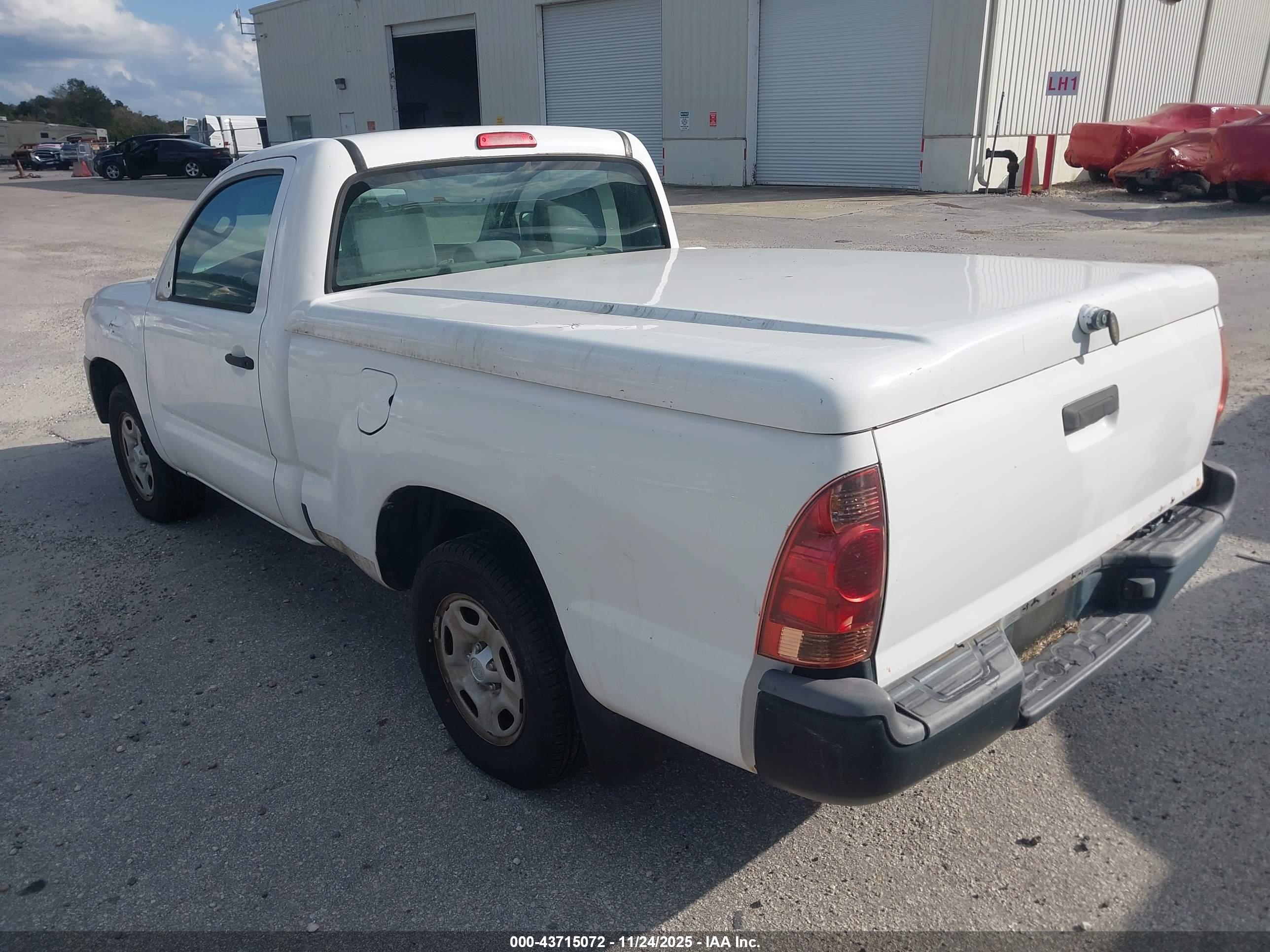 TOYOTA TACOMA image 3