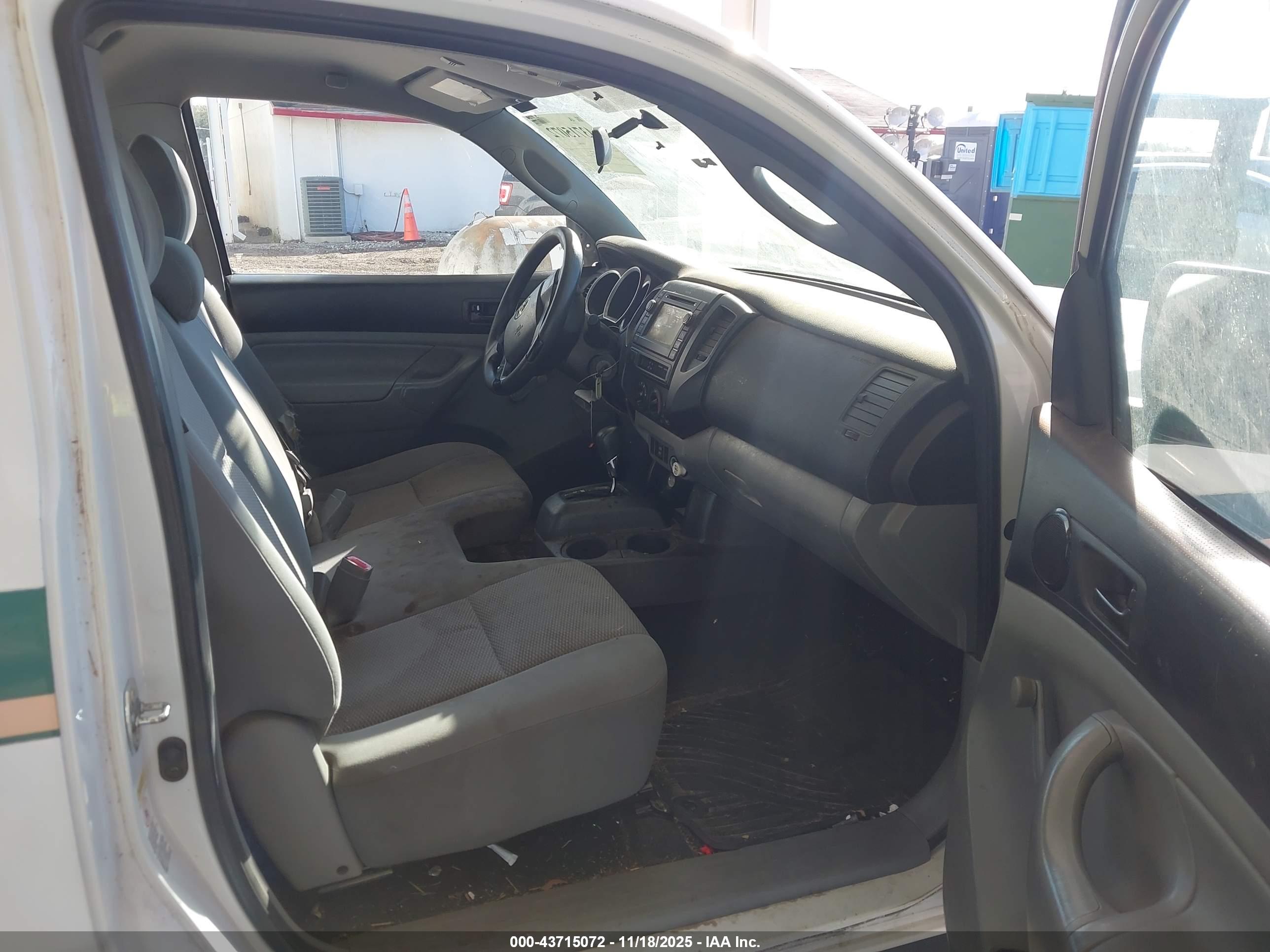 TOYOTA TACOMA image 5