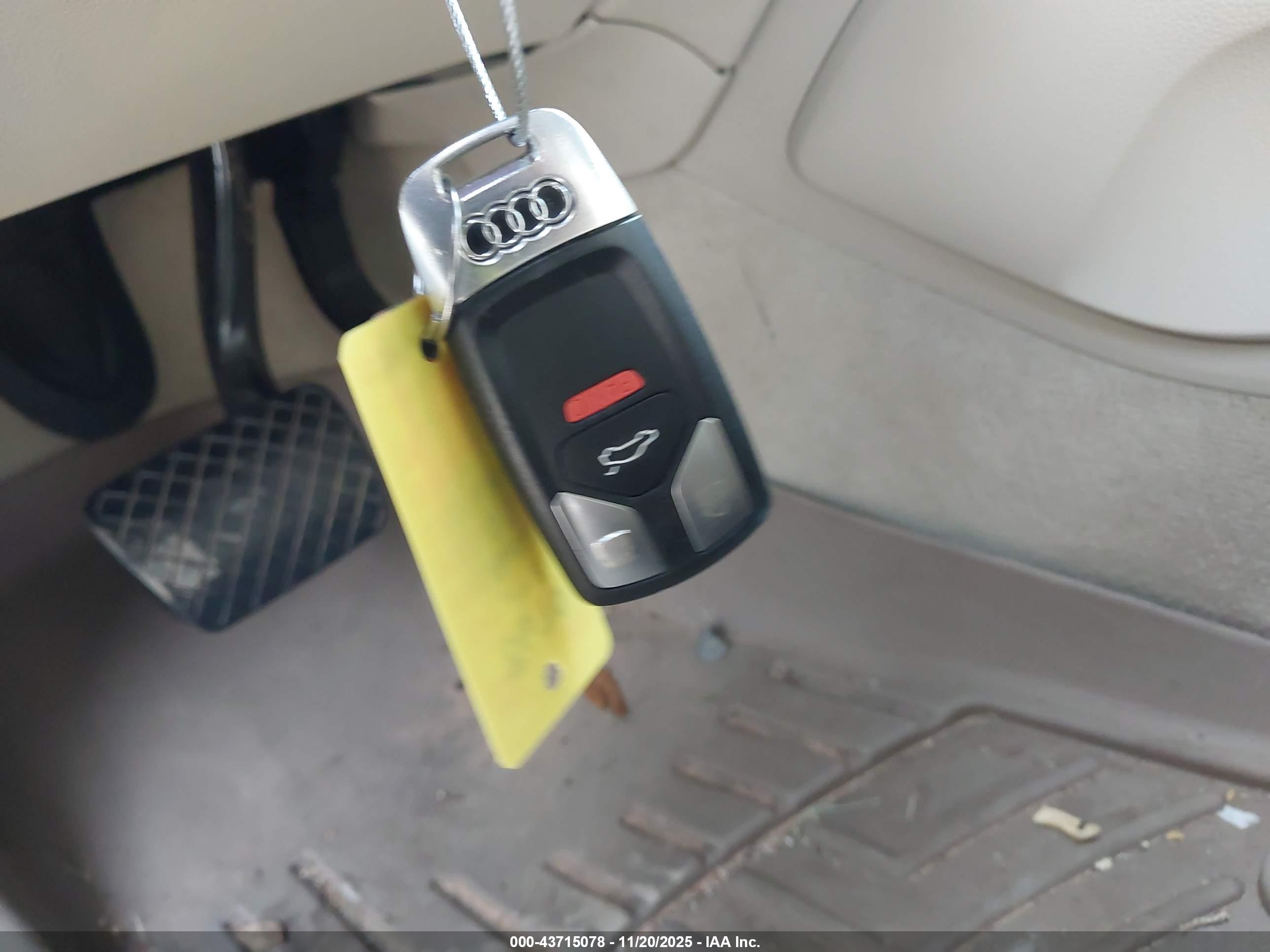 AUDI Q7 image 11