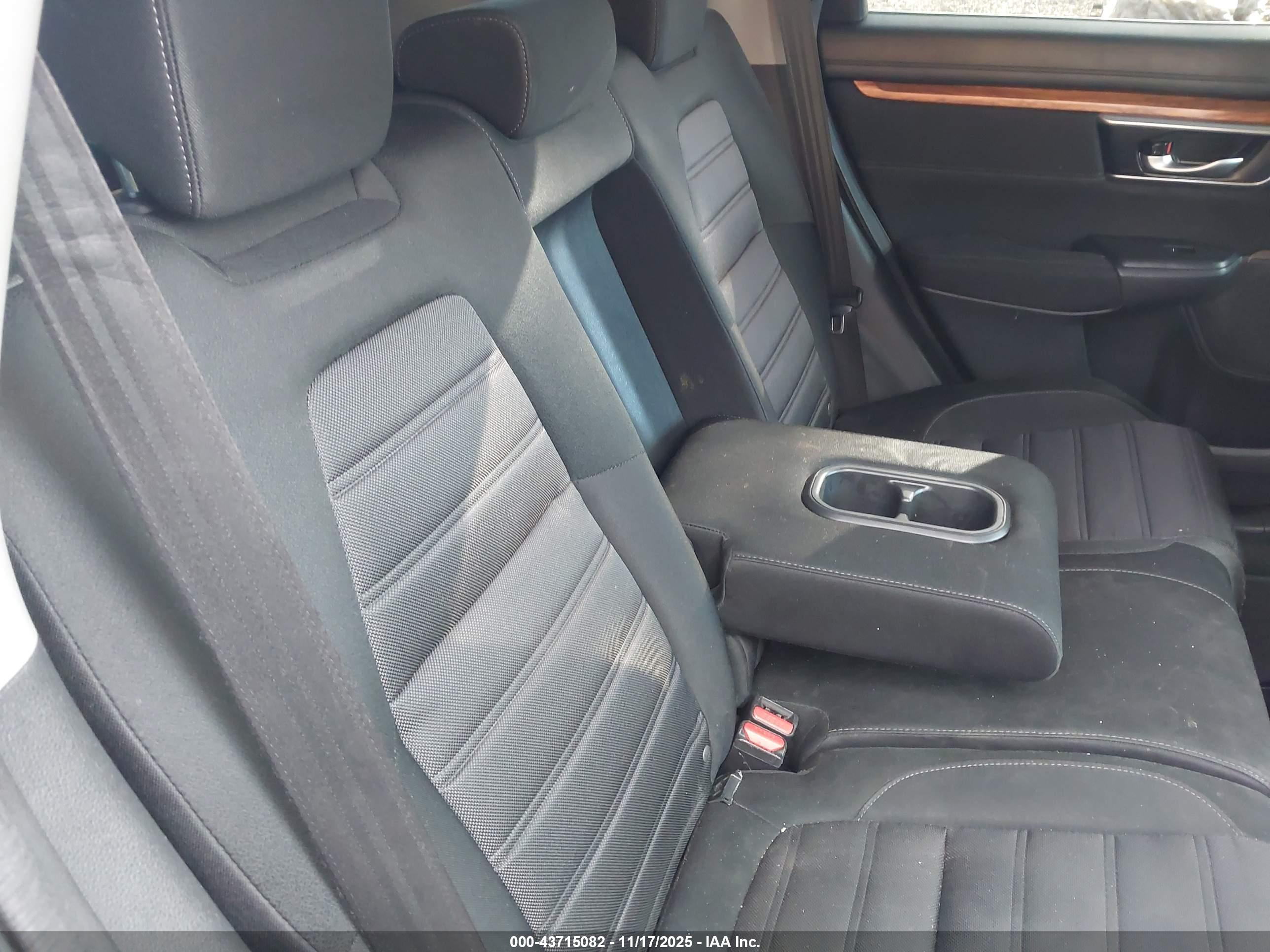 HONDA CR-V image 8