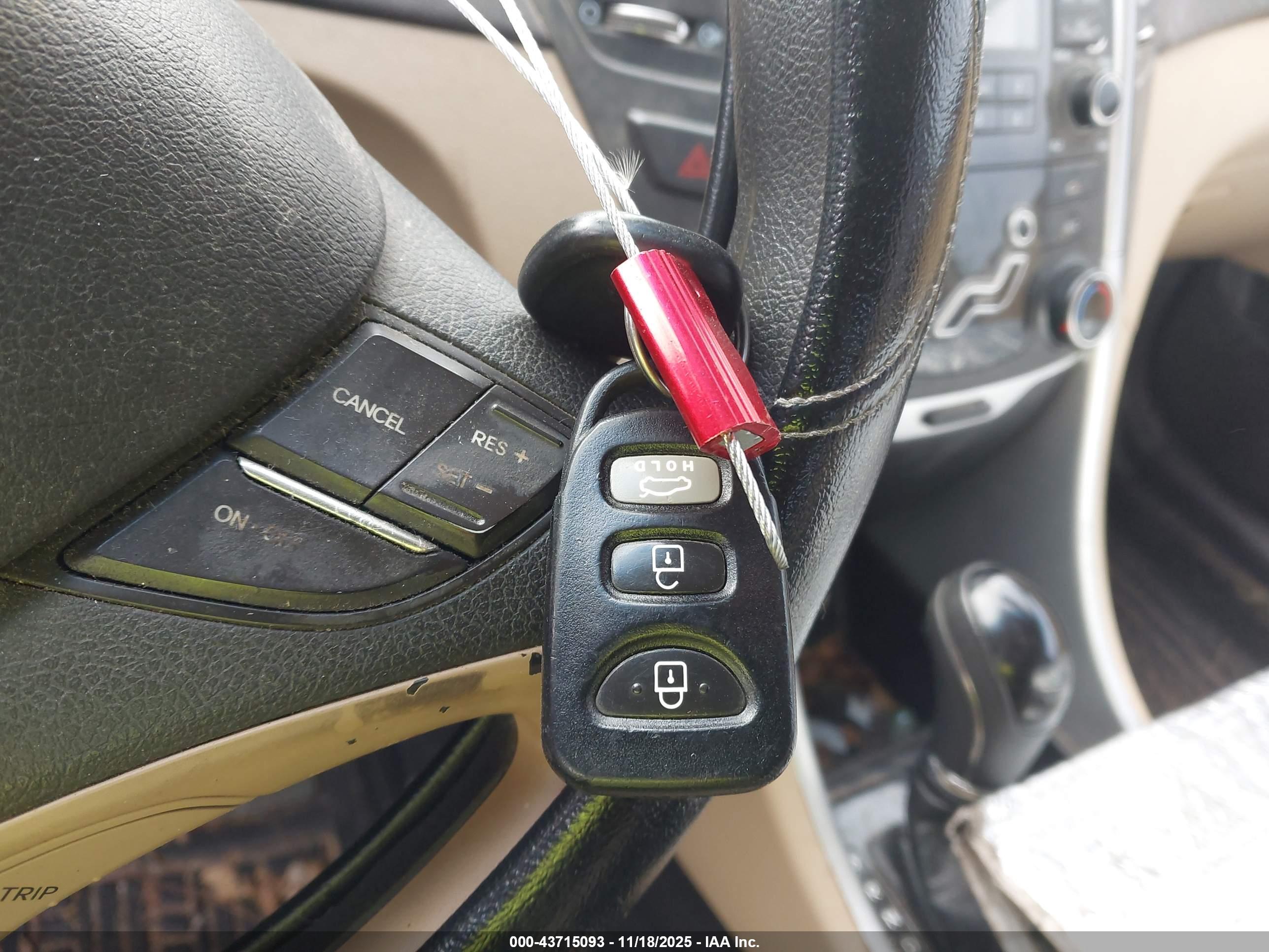 HYUNDAI SONATA image 11