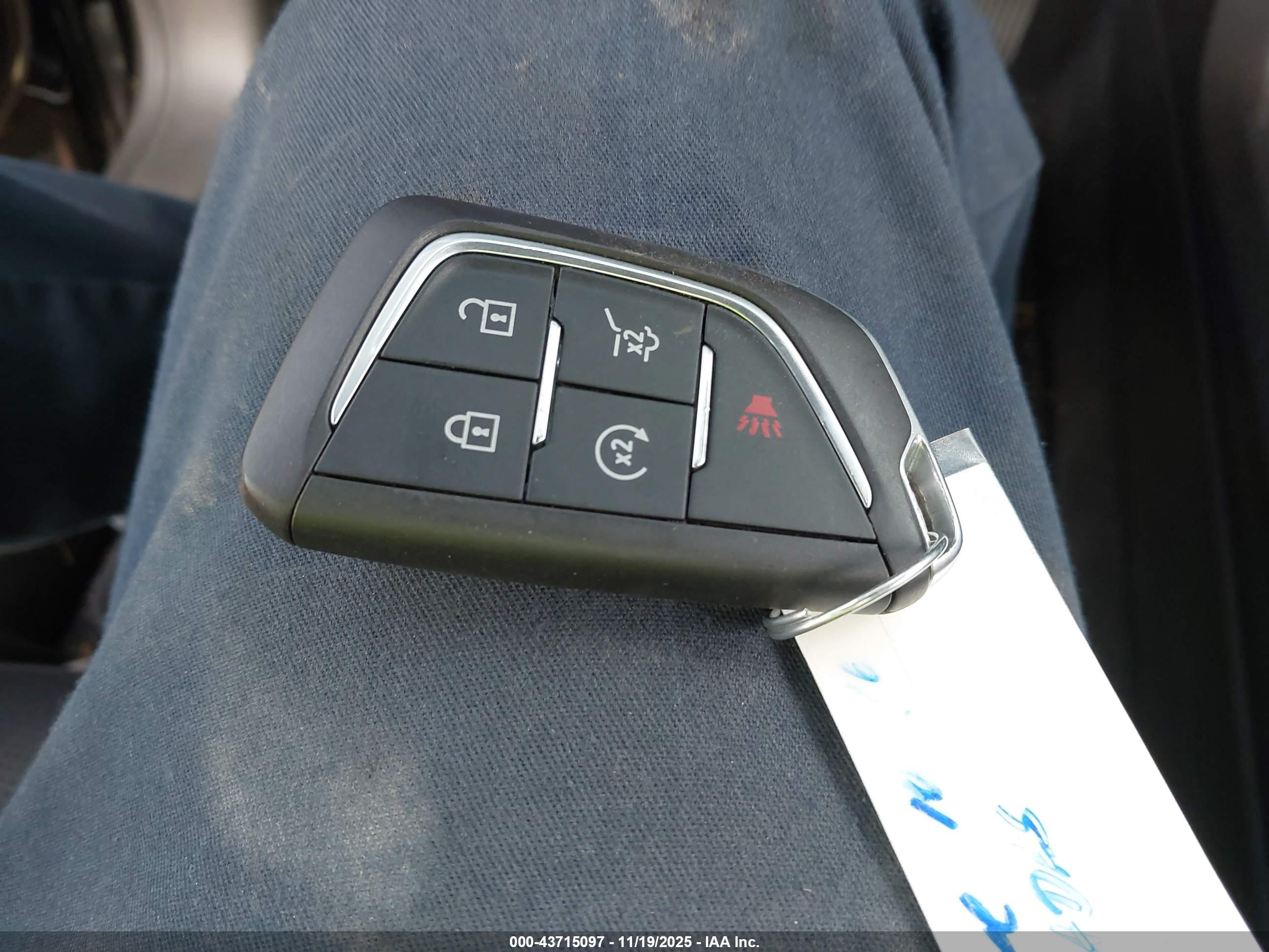 CADILLAC LYRIQ image 11